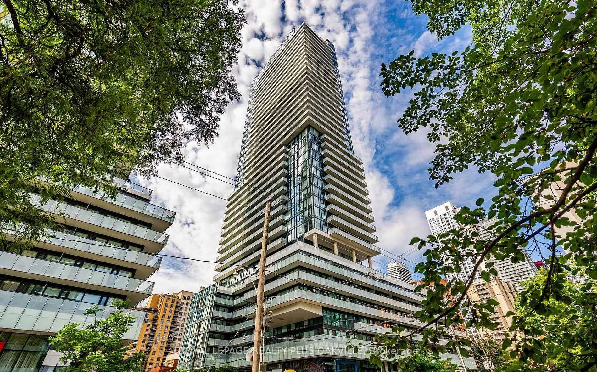 Photo 1 of Unit 2008, 161 Roehampton Avenue, Toronto, Mount Pleasant West — HOMEH