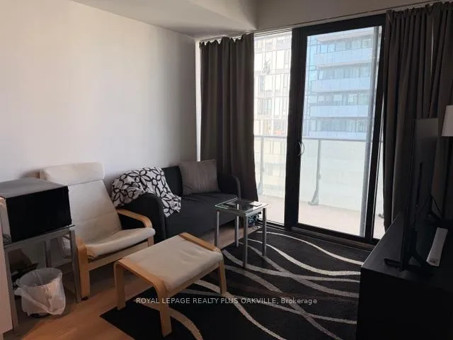 Photo 11 of Unit 2008, 161 Roehampton Avenue, Toronto, Mount Pleasant West — HOMEH