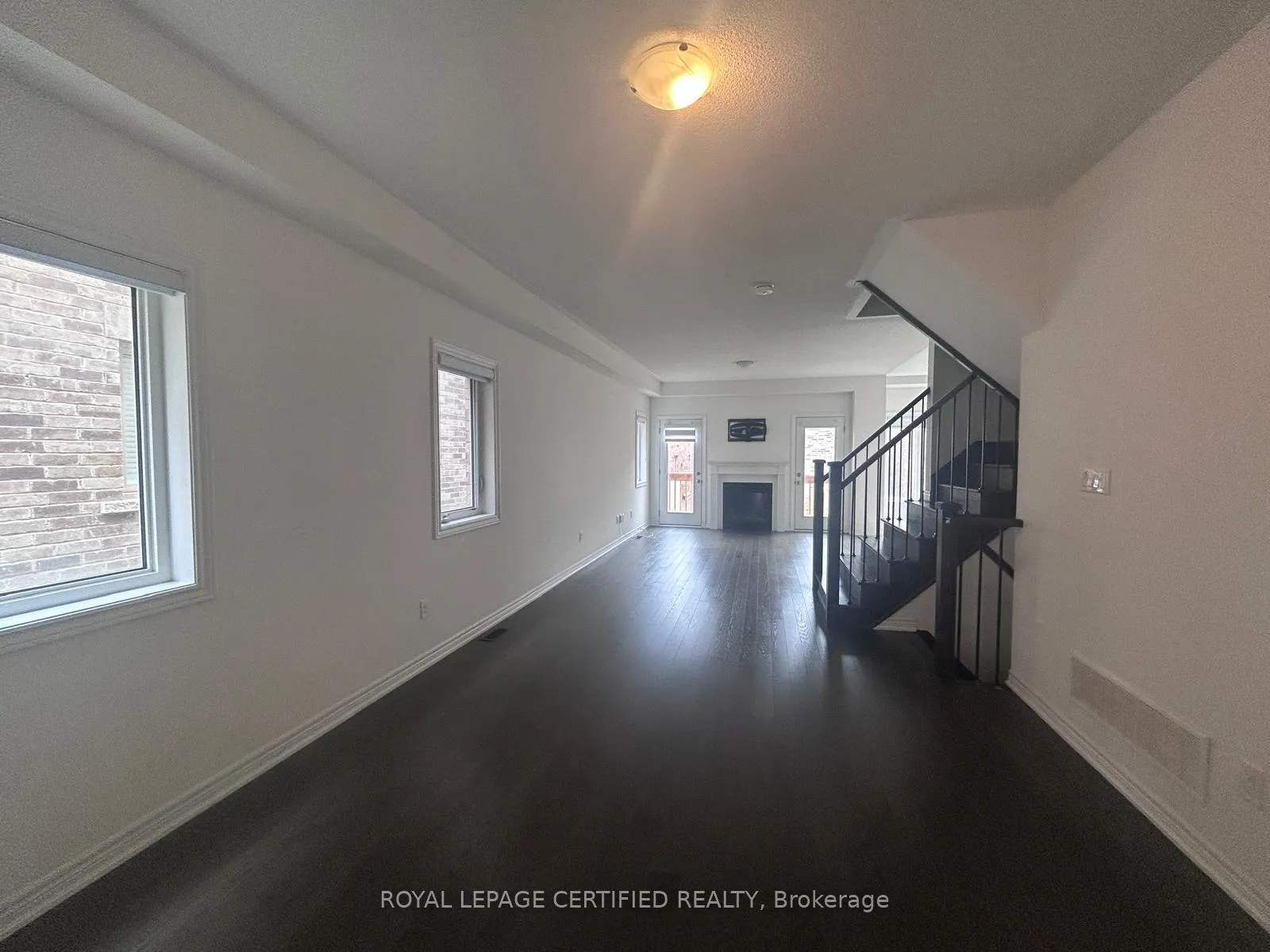 Photo 4 of 3948 Thomas Alton Boulevard, Burlington, Alton — HOMEH