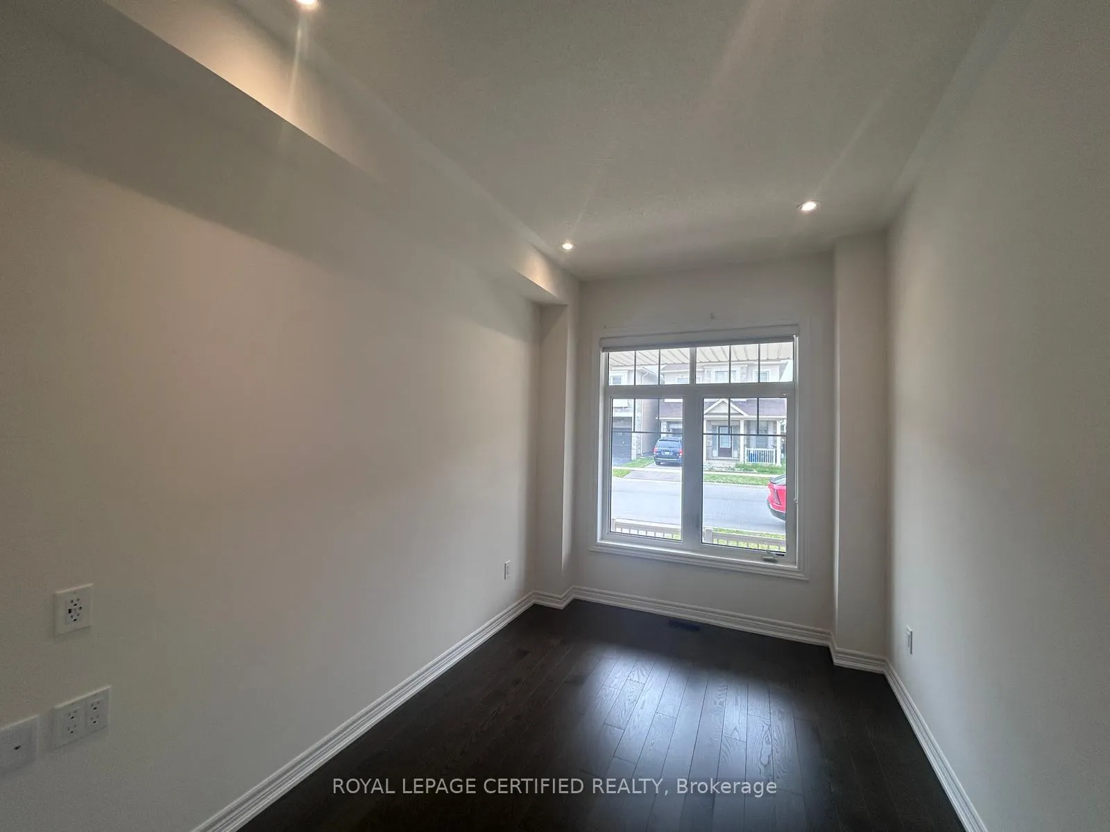 Photo 8 of 3948 Thomas Alton Boulevard, Burlington, Alton — HOMEH