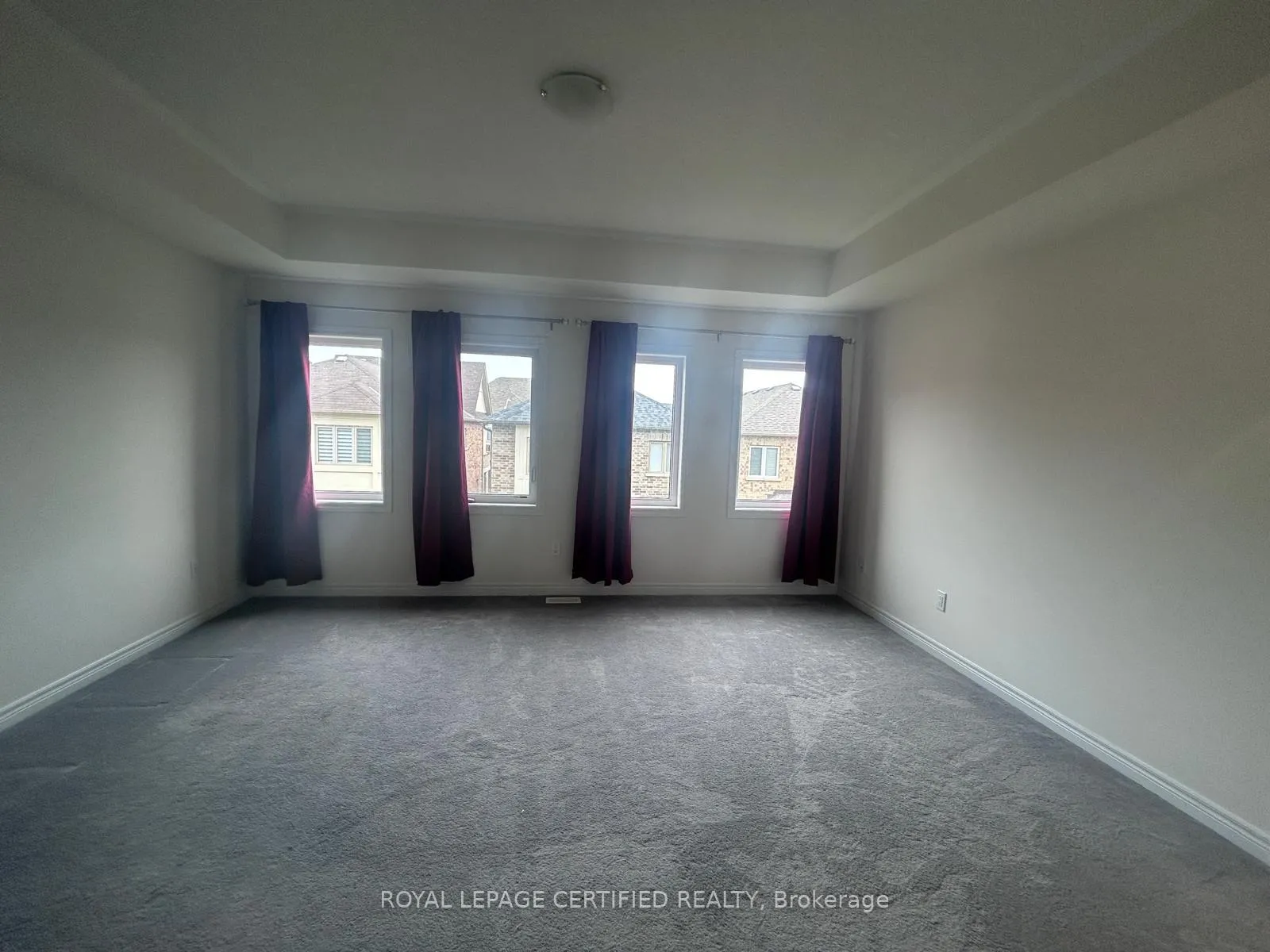 Photo 10 of 3948 Thomas Alton Boulevard, Burlington, Alton — HOMEH