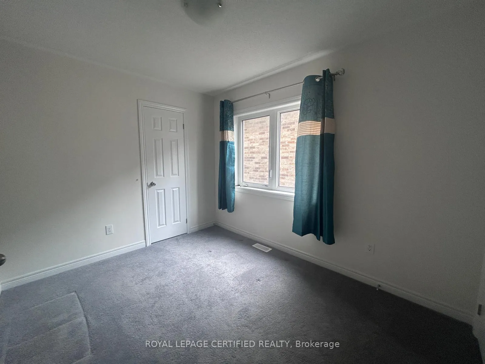 Photo 15 of 3948 Thomas Alton Boulevard, Burlington, Alton — HOMEH