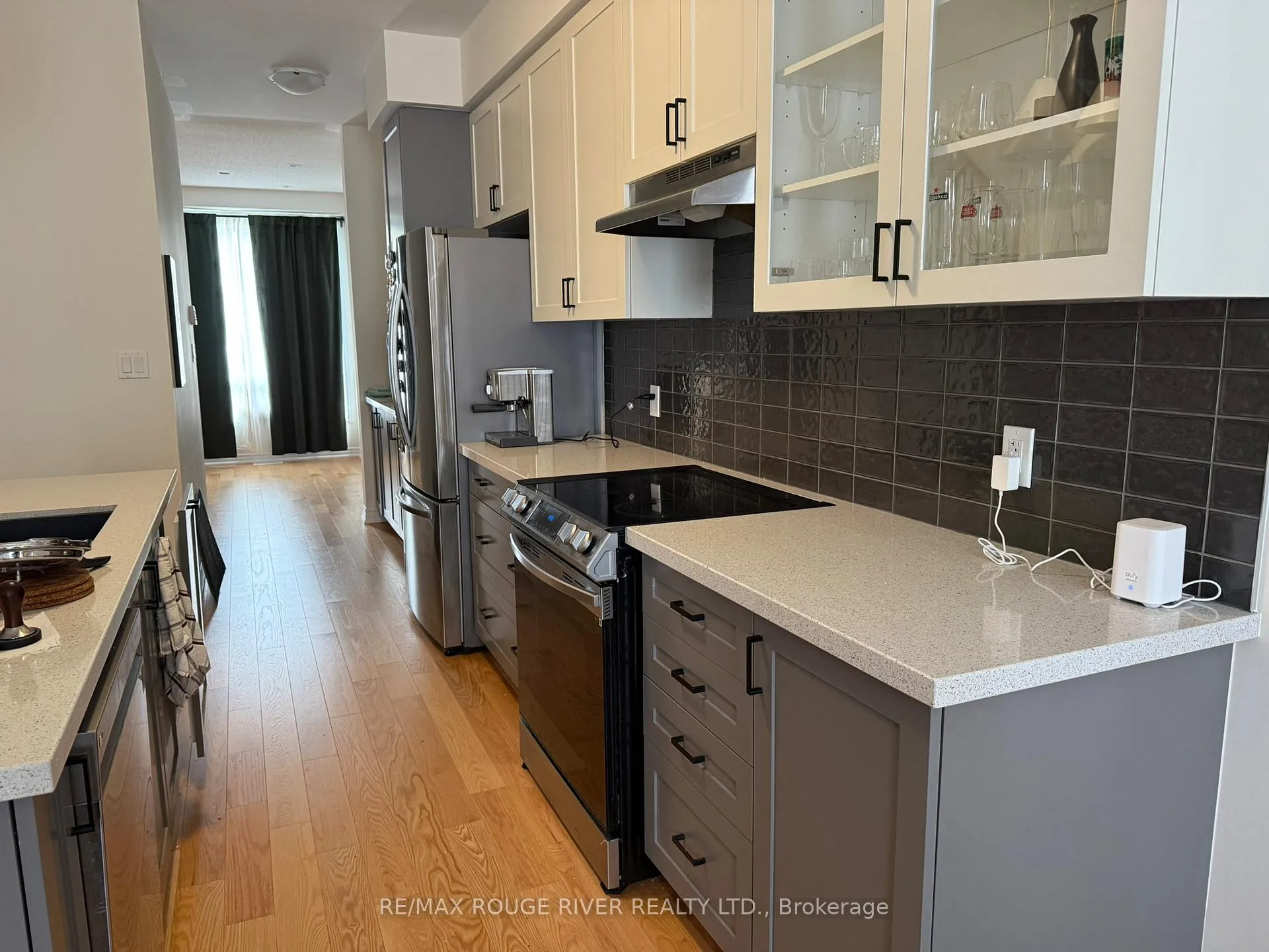 Photo 2 of 6715 Thickson Road N, Whitby, Brooklin — HOMEH