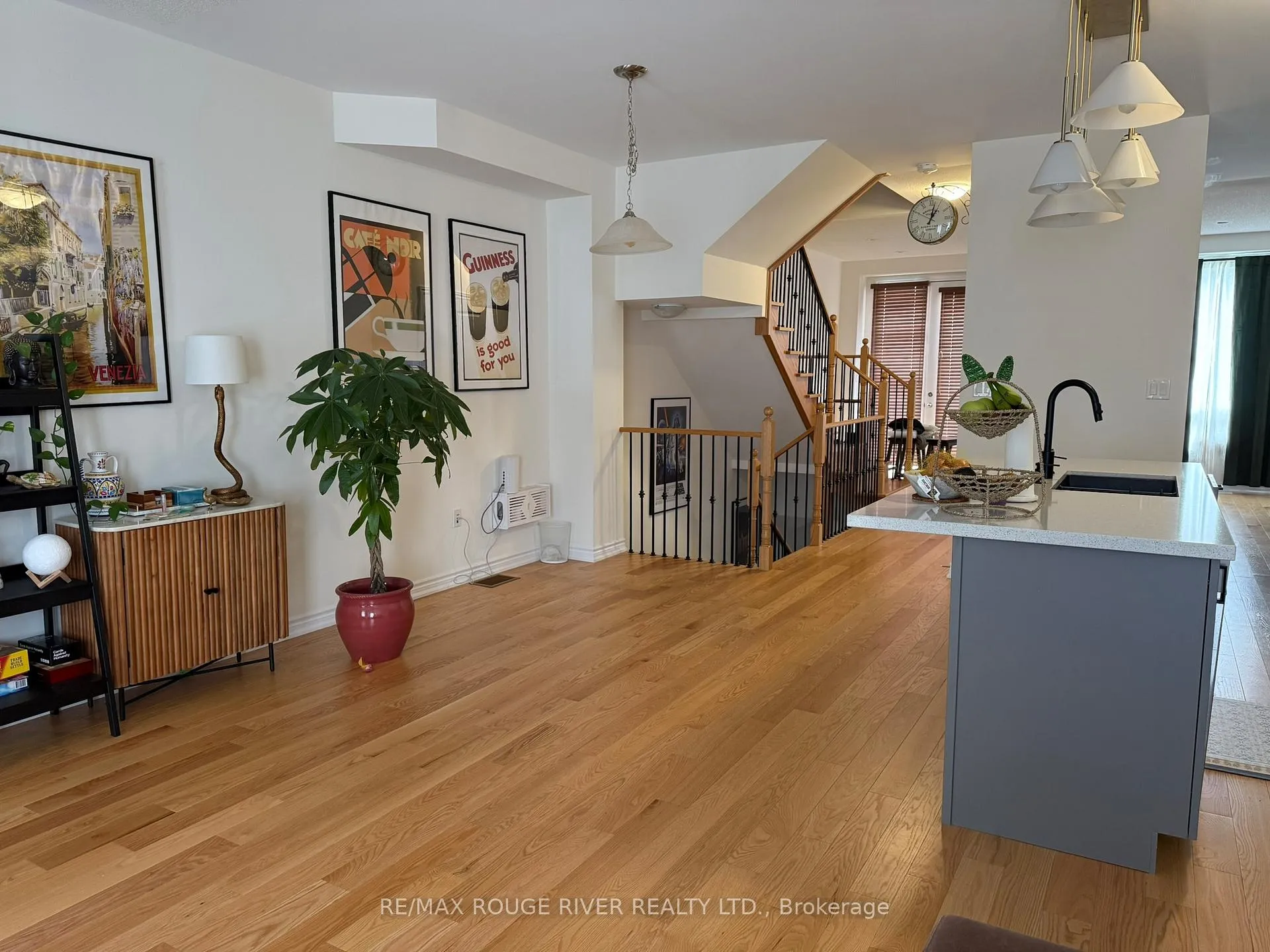 Photo 7 of 6715 Thickson Road N, Whitby, Brooklin — HOMEH