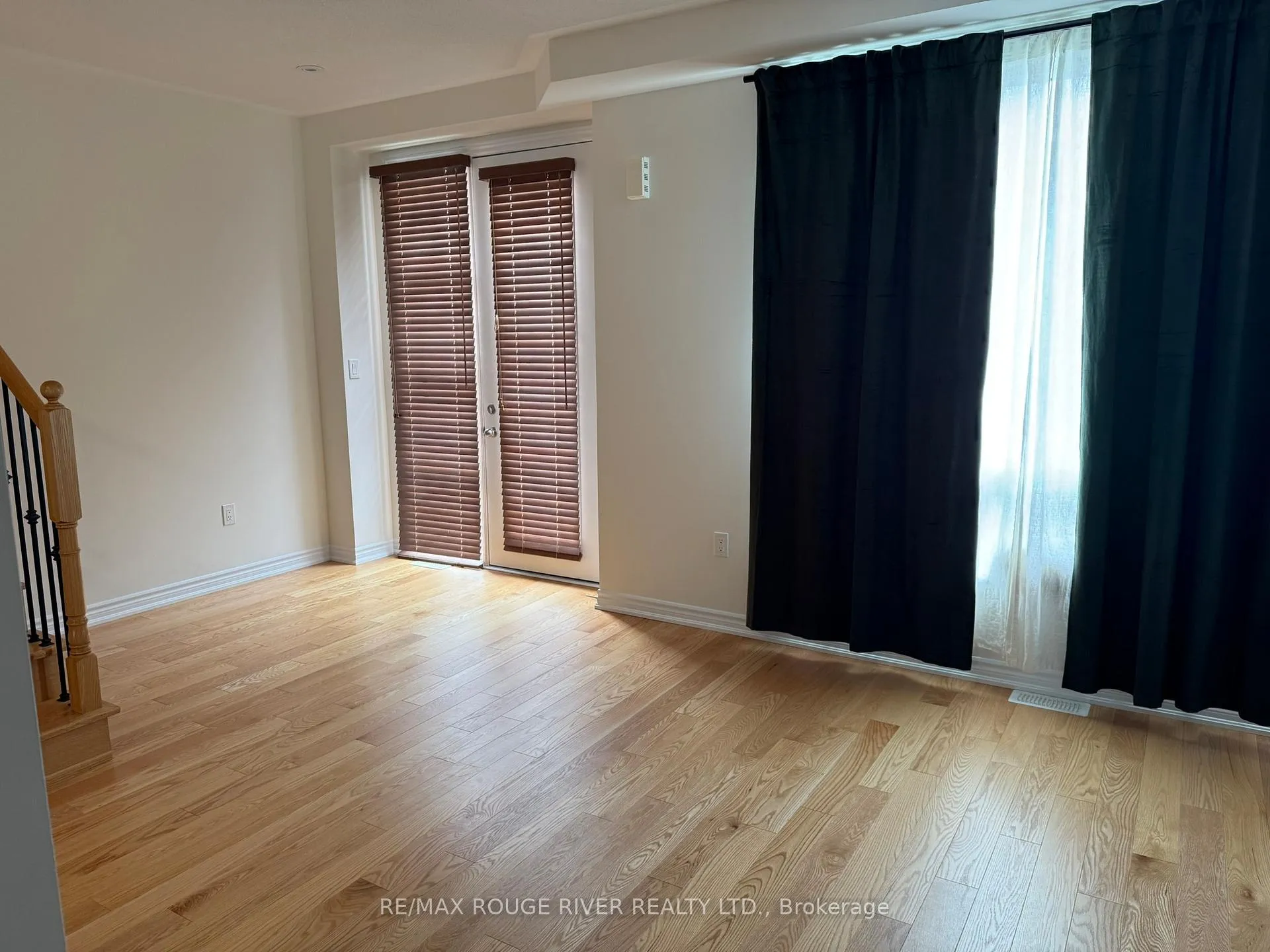 Photo 10 of 6715 Thickson Road N, Whitby, Brooklin — HOMEH