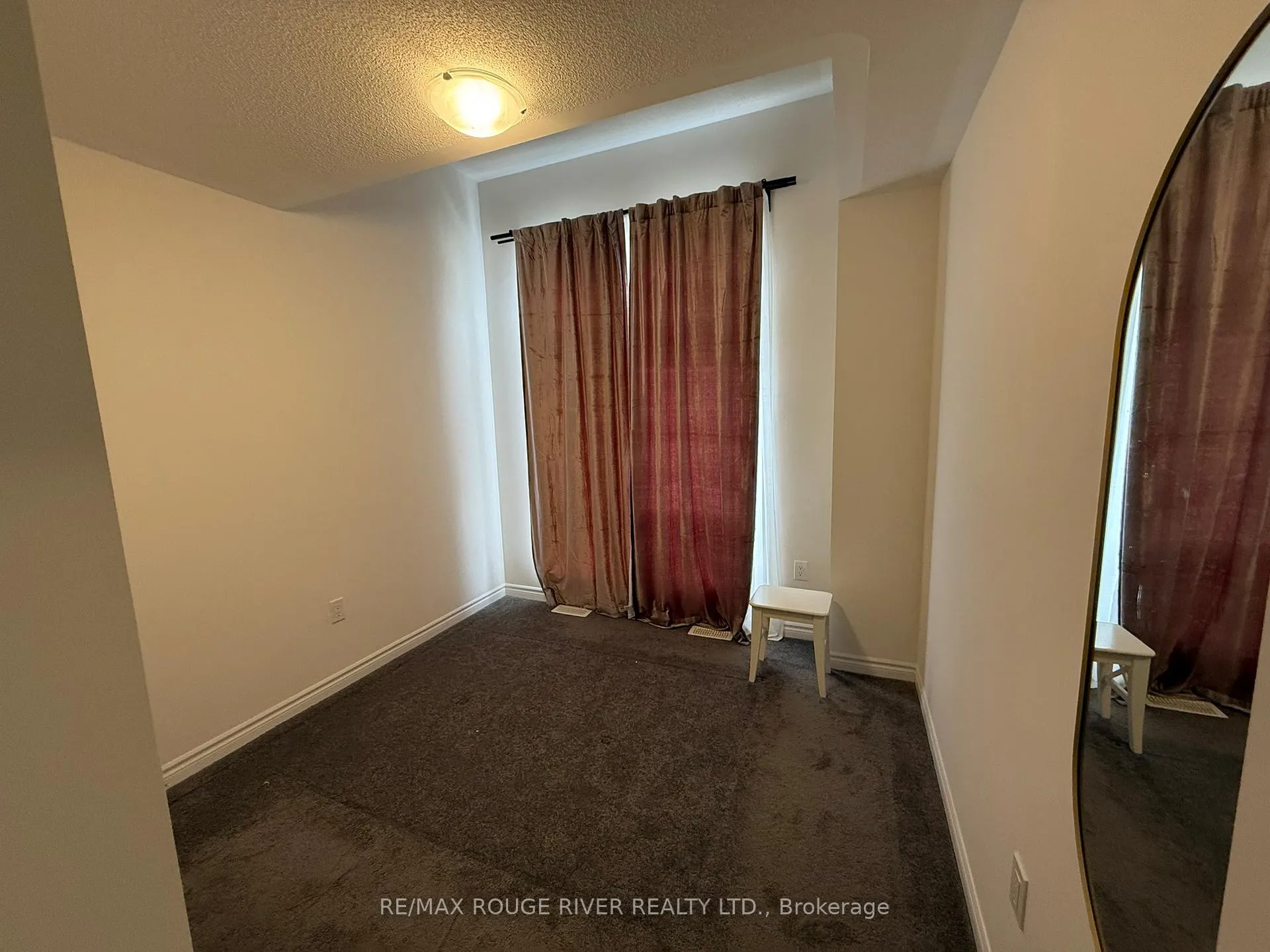 Photo 14 of 6715 Thickson Road N, Whitby, Brooklin — HOMEH