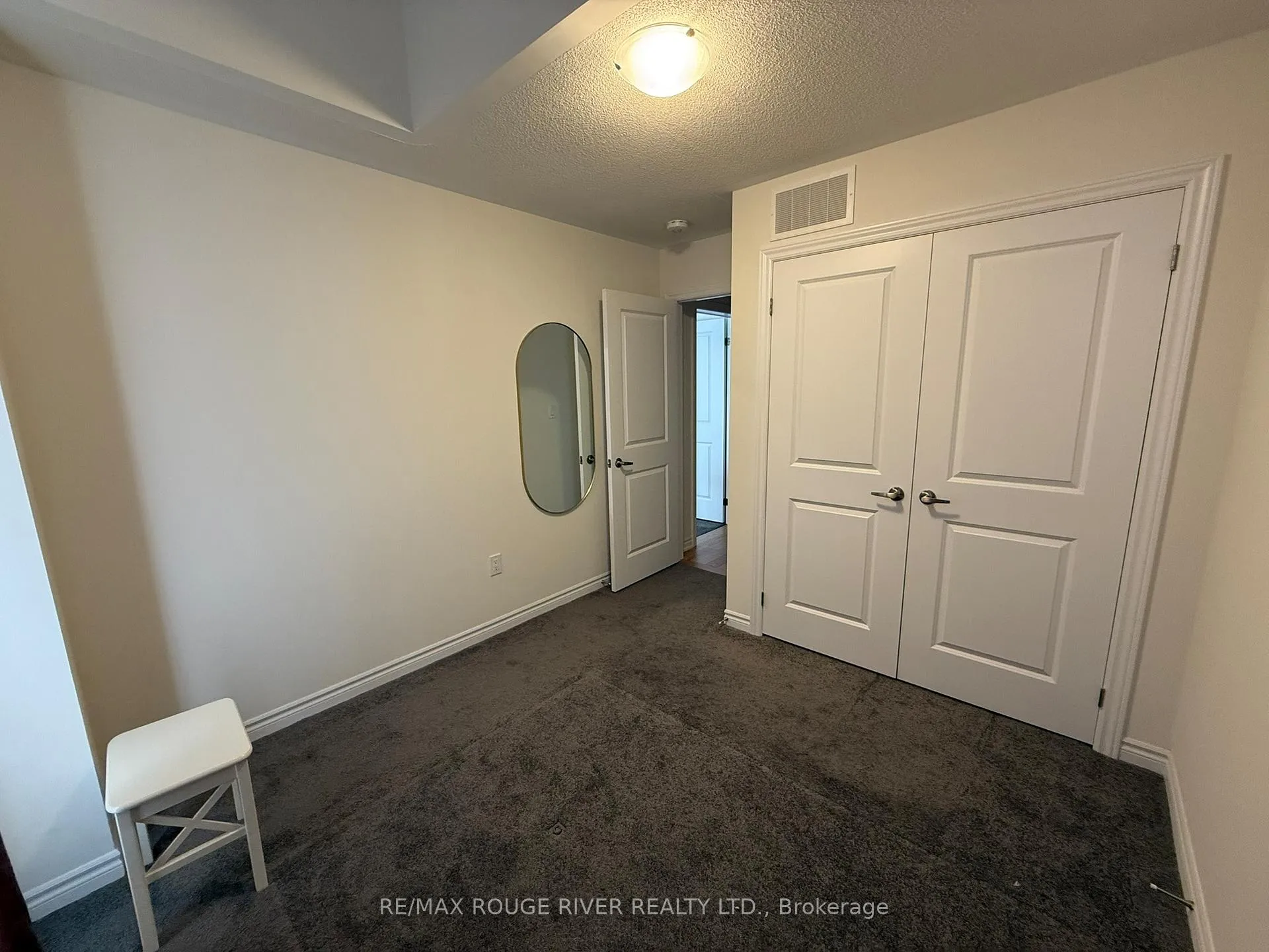 Photo 15 of 6715 Thickson Road N, Whitby, Brooklin — HOMEH