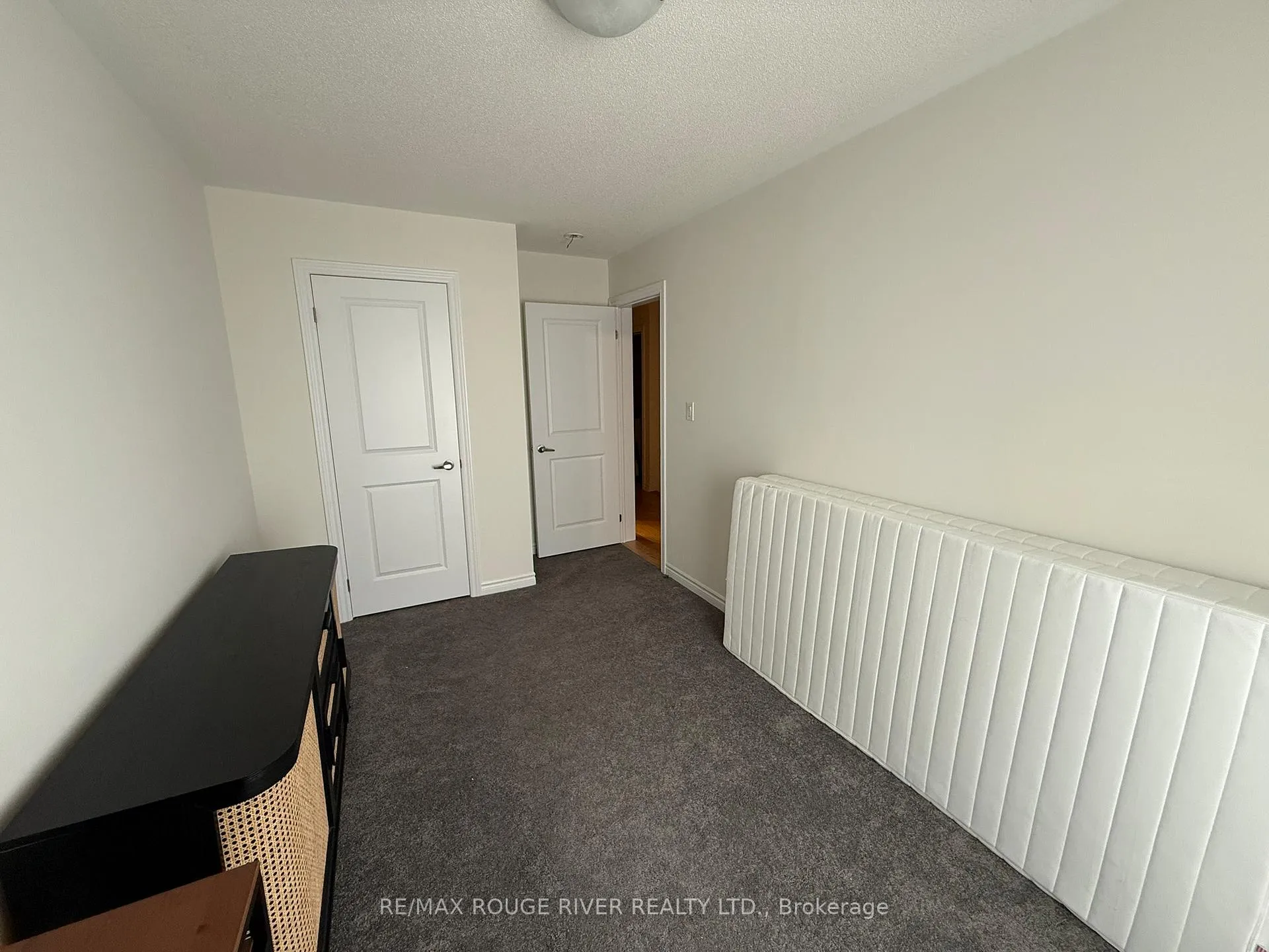 Photo 18 of 6715 Thickson Road N, Whitby, Brooklin — HOMEH
