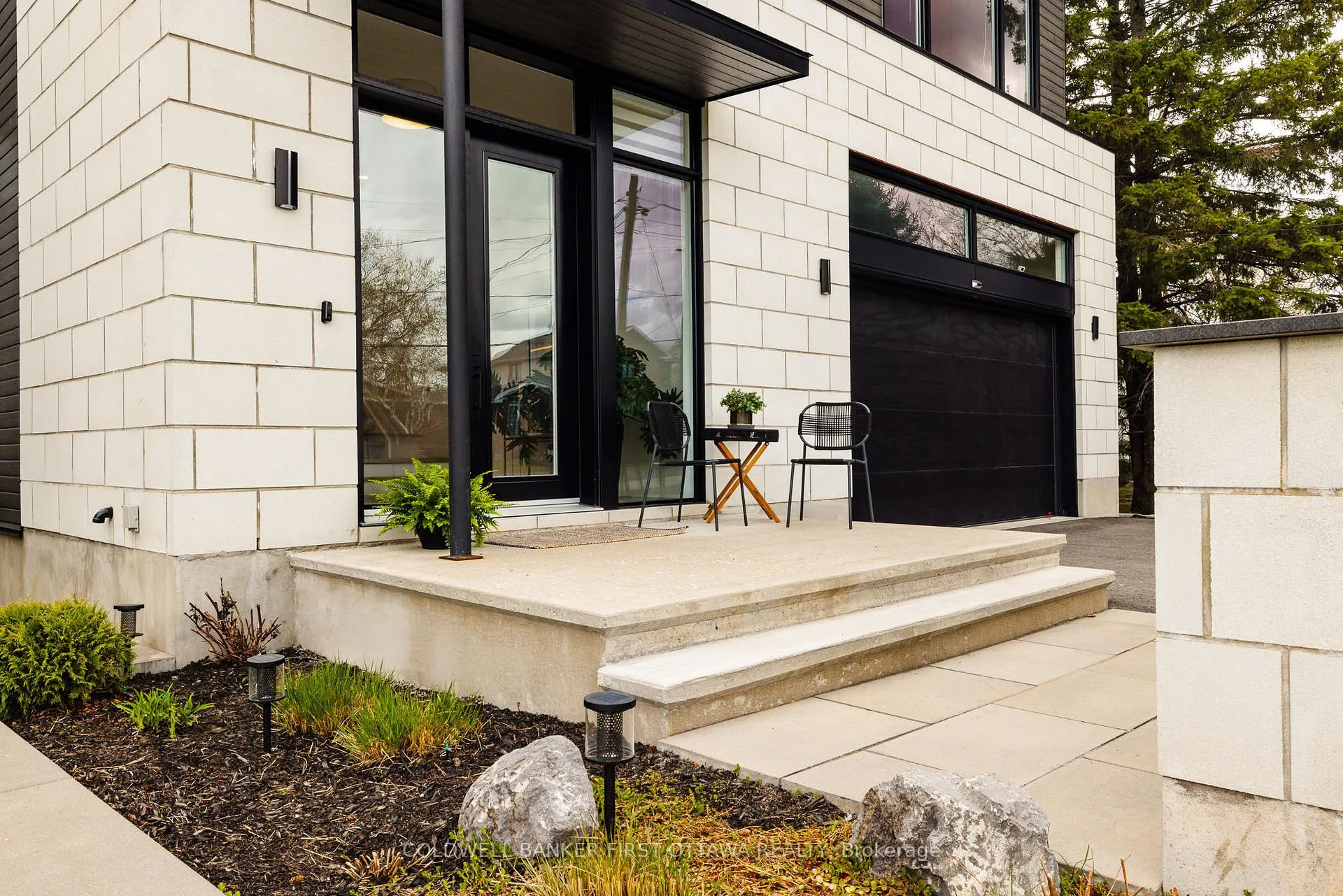 Photo 3 of 11A Carleton Cathcart Street, Ottawa, Stittsville (South) — HOMEH