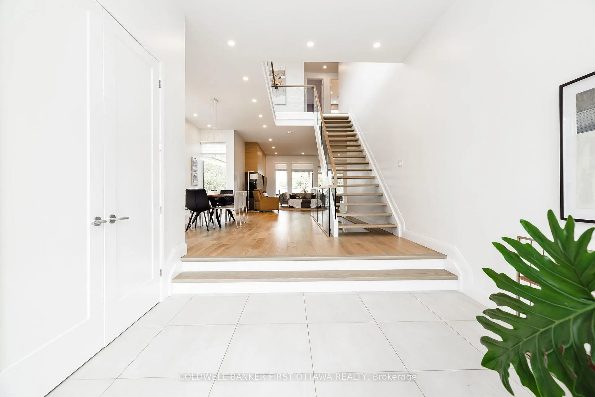 Photo 4 of 11A Carleton Cathcart Street, Ottawa, Stittsville (South) — HOMEH
