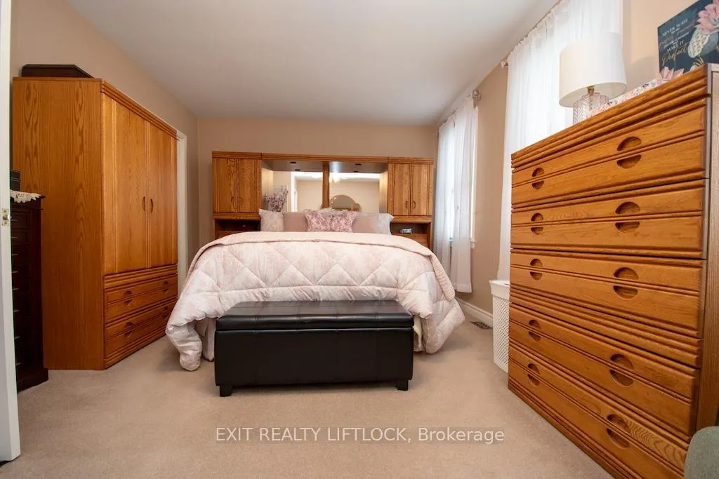 Photo 14 of 529 Shirley Avenue, Peterborough, Otonabee Ward 1 — HOMEH