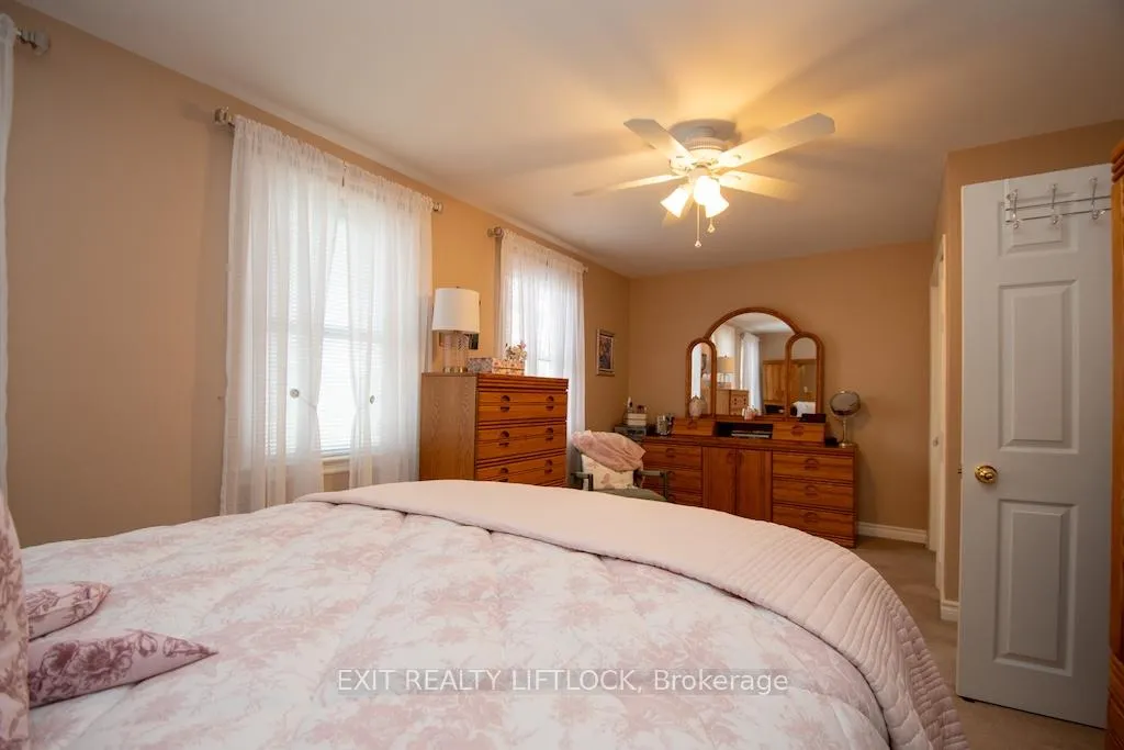 Photo 15 of 529 Shirley Avenue, Peterborough, Otonabee Ward 1 — HOMEH
