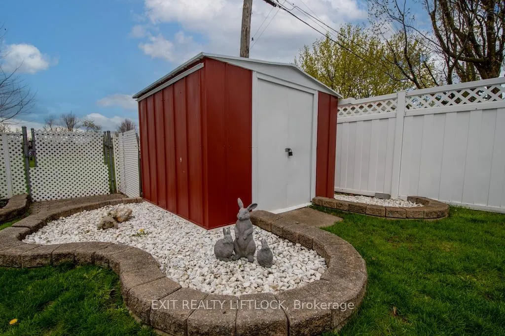 Photo 24 of 529 Shirley Avenue, Peterborough, Otonabee Ward 1 — HOMEH
