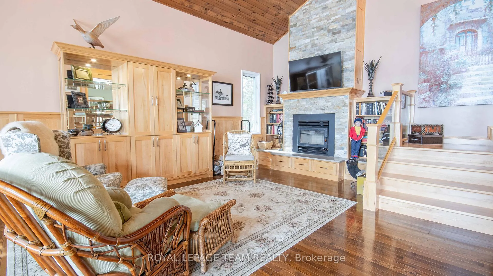Photo 16 of 36 Whites Road, South Algonquin — HOMEH