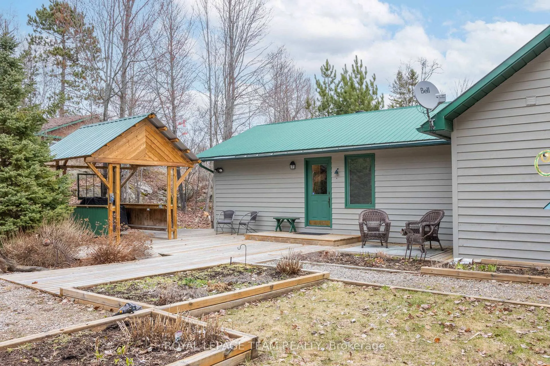 Photo 40 of 36 Whites Road, South Algonquin — HOMEH