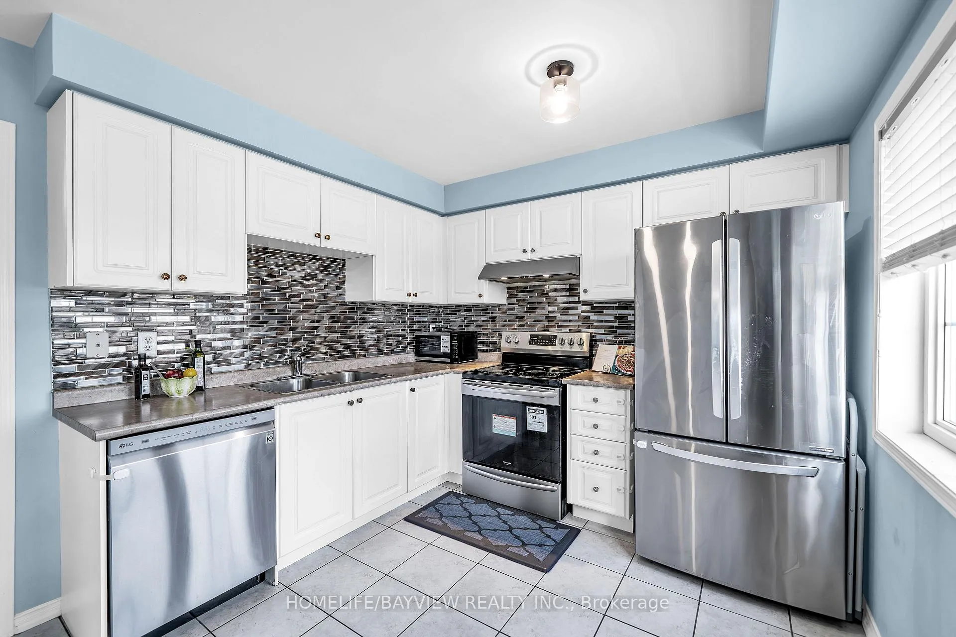 Photo 9 of 6 Barnham Street, Ajax, Central East — HOMEH