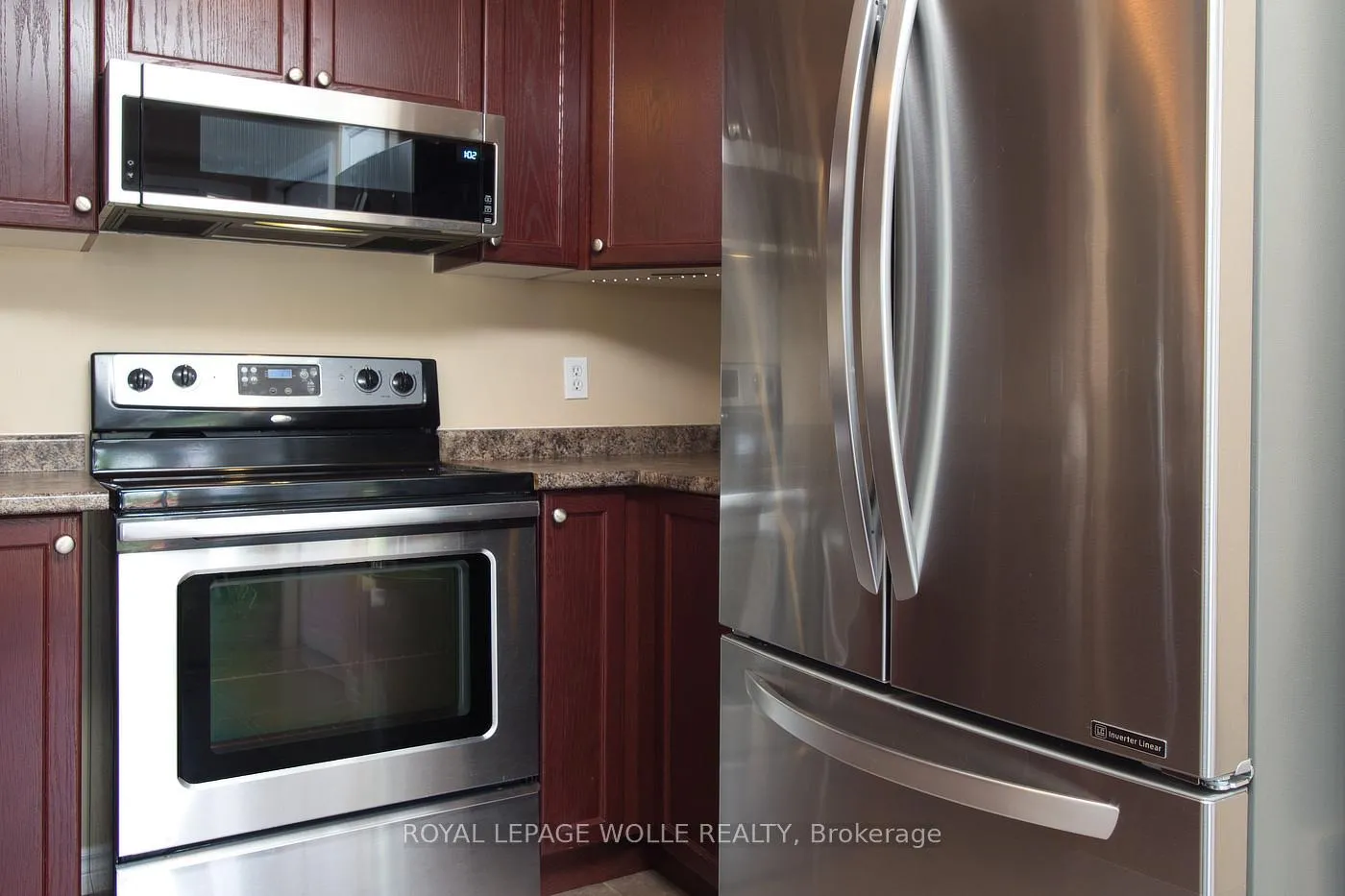 Photo 9 of 511 Victoria Road N, Guelph, Victoria North — HOMEH