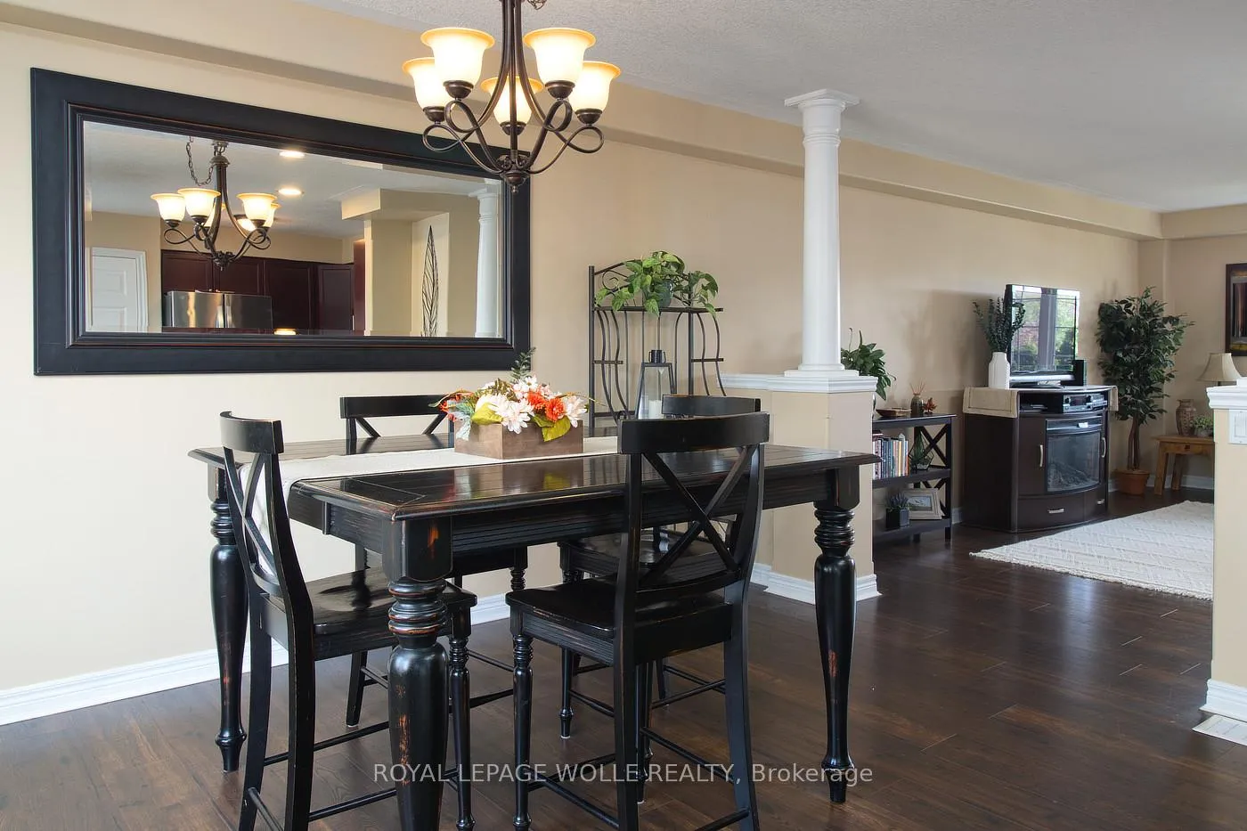 Photo 11 of 511 Victoria Road N, Guelph, Victoria North — HOMEH