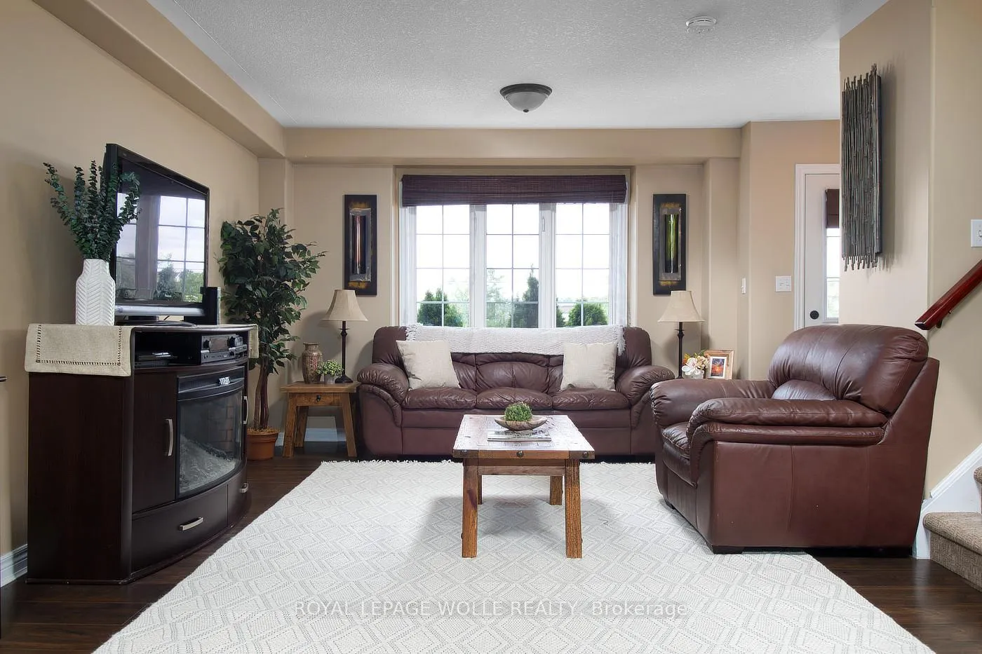 Photo 12 of 511 Victoria Road N, Guelph, Victoria North — HOMEH