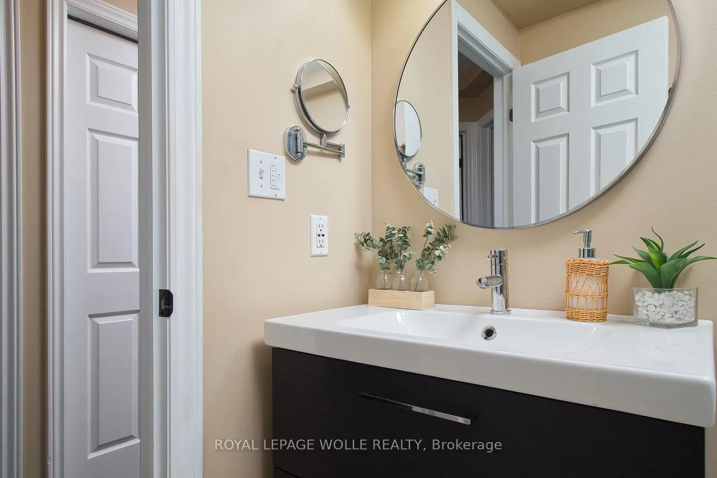 Photo 31 of 511 Victoria Road N, Guelph, Victoria North — HOMEH
