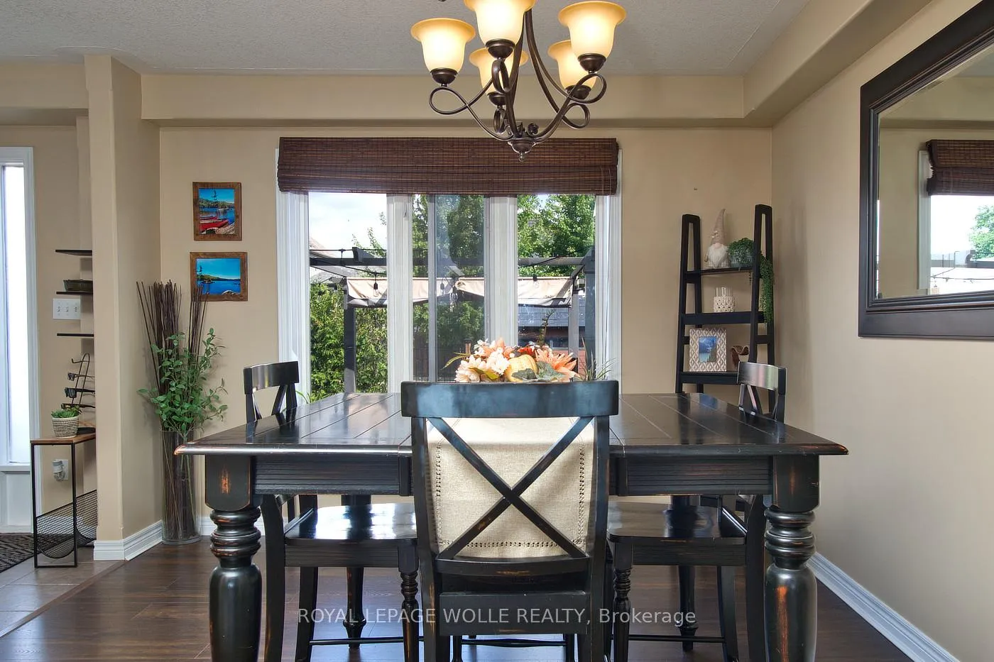 Photo 44 of 511 Victoria Road N, Guelph, Victoria North — HOMEH