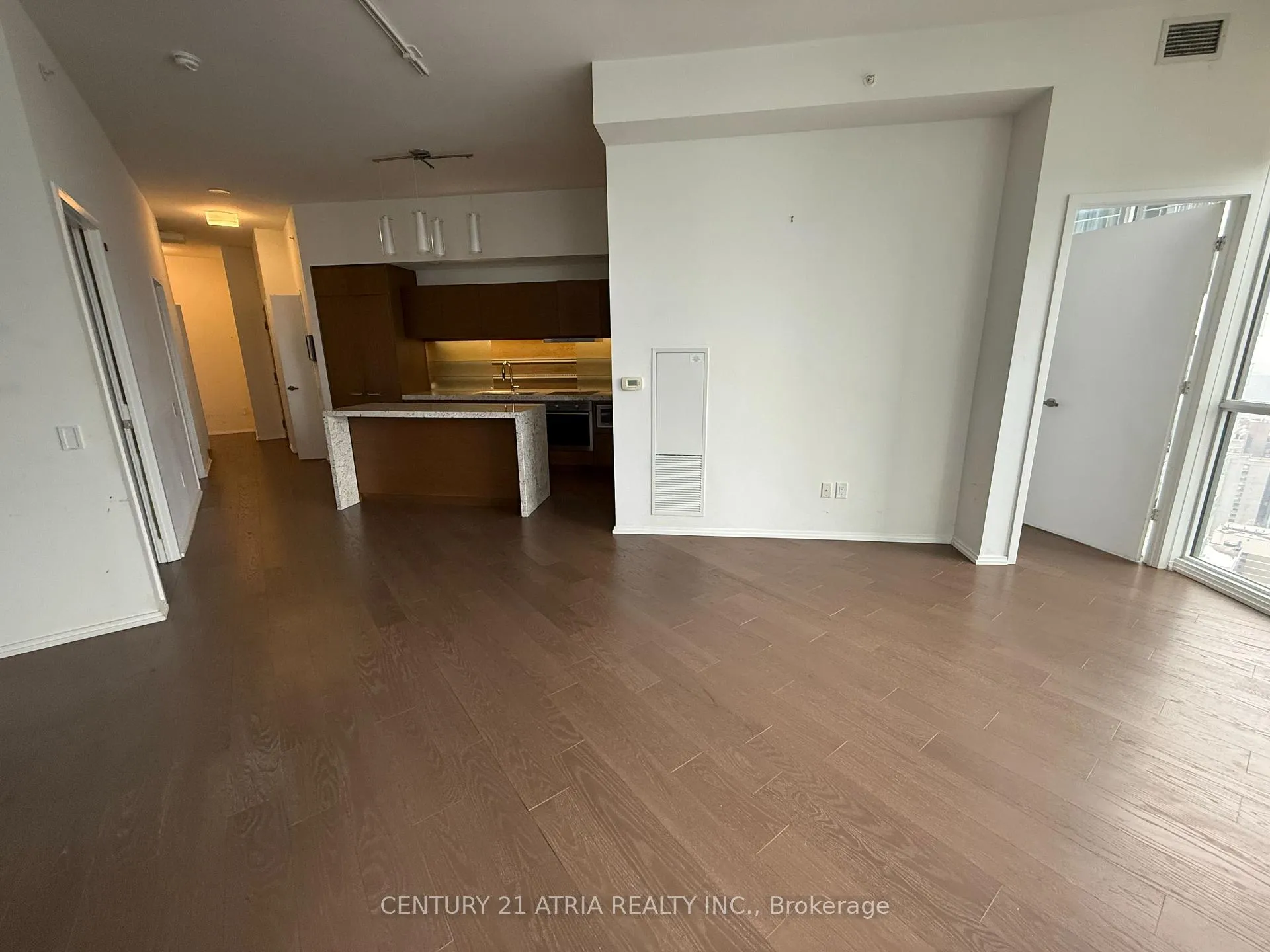Photo 4 of Unit 5108, 45 Charles Street E, Toronto, Church-Yonge Corridor — HOMEH