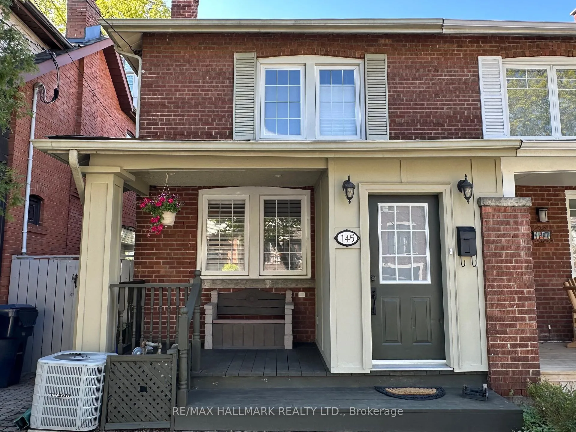 Photo 2 of 145 Castlefield Avenue, Toronto, Yonge-Eglinton — HOMEH