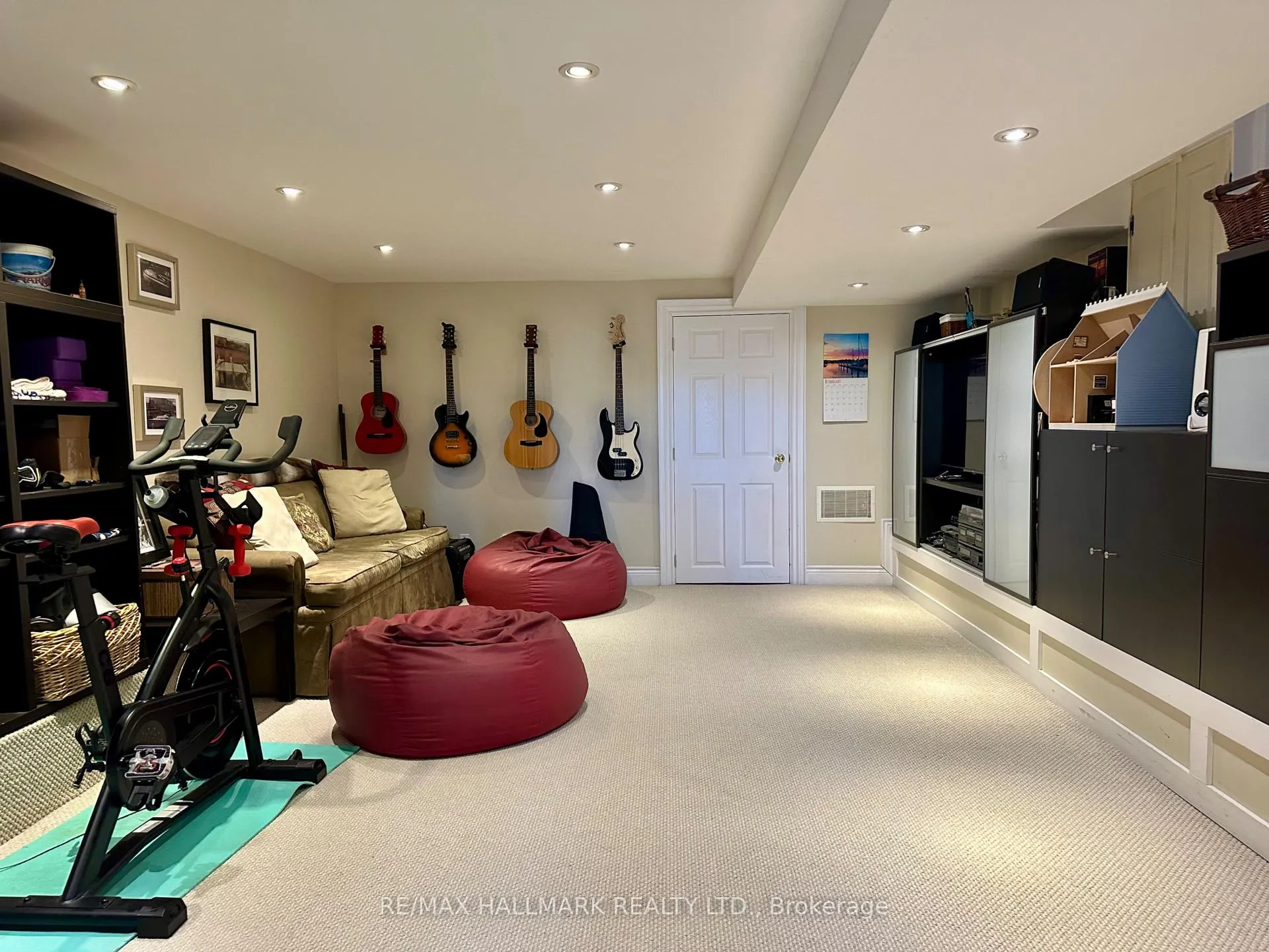 Photo 13 of 145 Castlefield Avenue, Toronto, Yonge-Eglinton — HOMEH