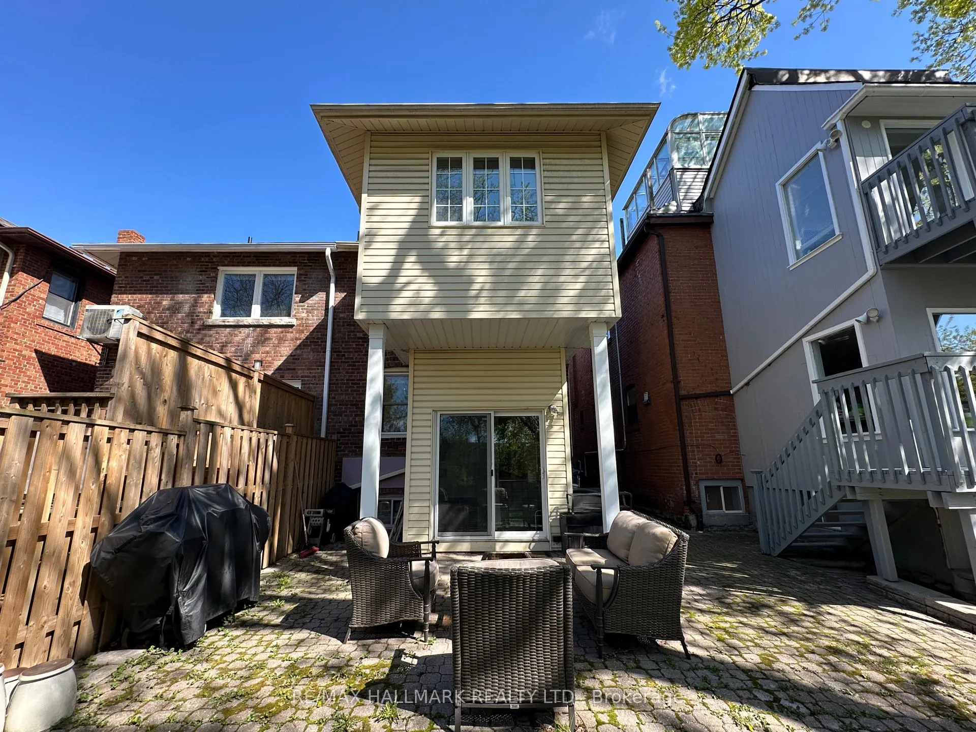 Photo 32 of 145 Castlefield Avenue, Toronto, Yonge-Eglinton — HOMEH