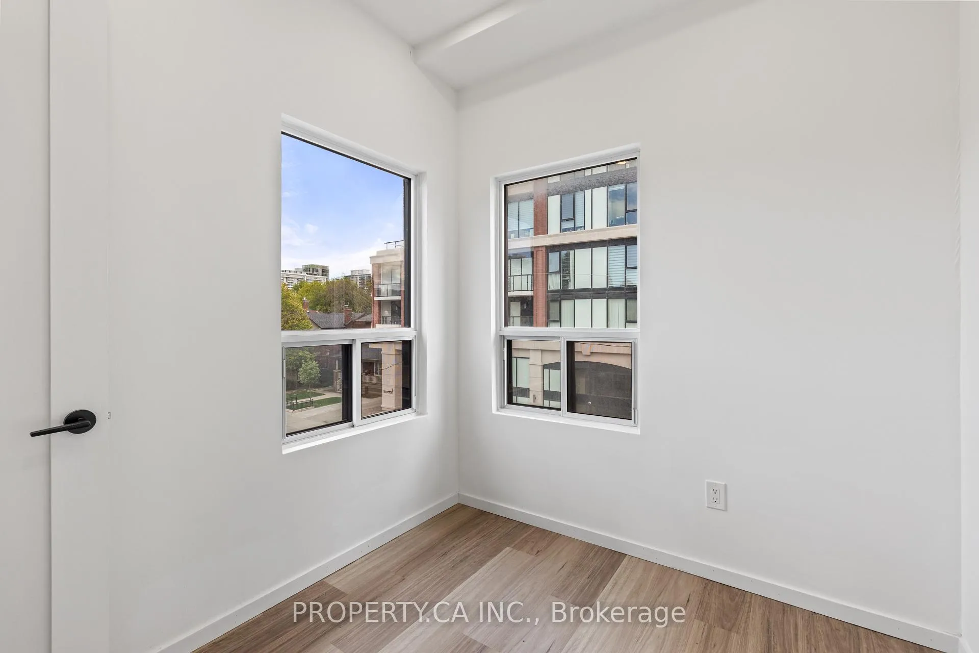 Photo 8 of Unit 304, 1989 Yonge Street E, Toronto, Mount Pleasant East — HOMEH