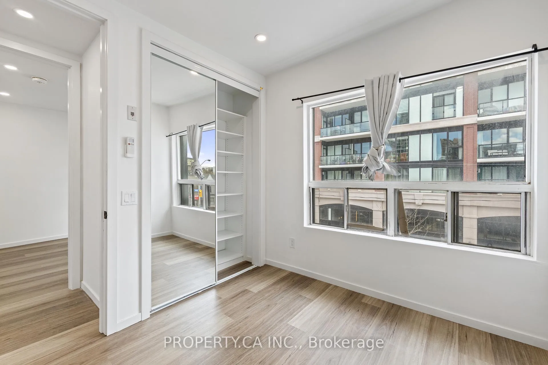Photo 15 of Unit 304, 1989 Yonge Street E, Toronto, Mount Pleasant East — HOMEH