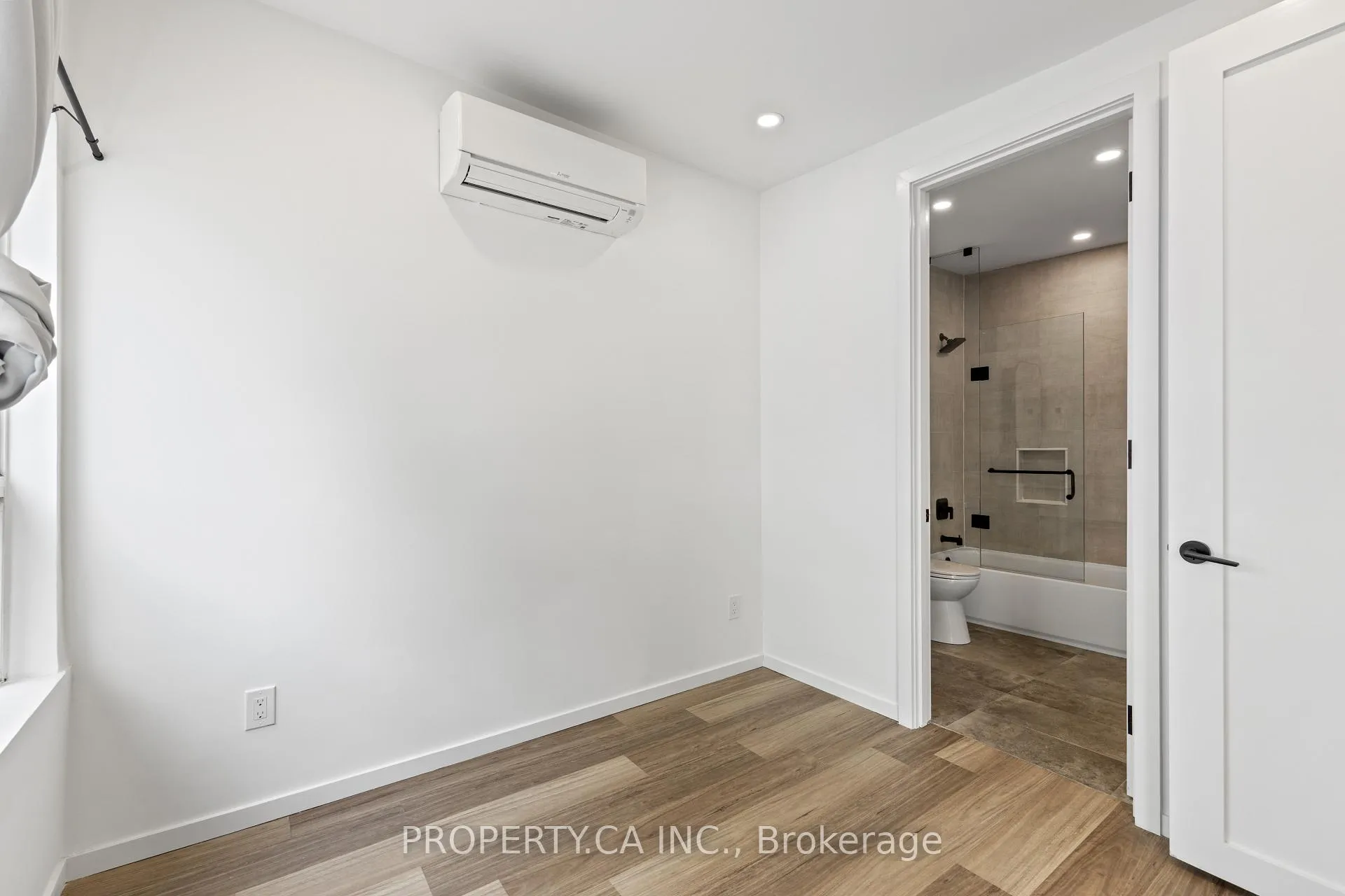 Photo 16 of Unit 304, 1989 Yonge Street E, Toronto, Mount Pleasant East — HOMEH