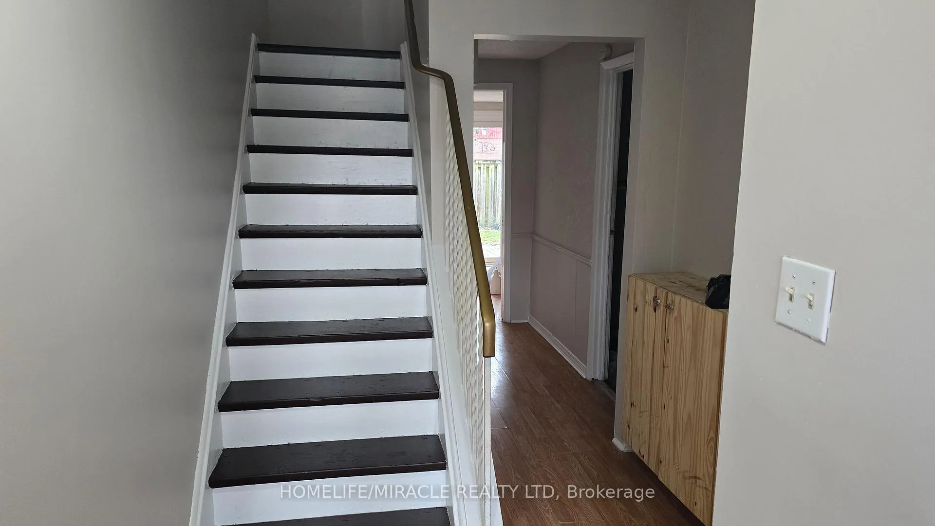 Photo 2 of Unit 42, 221 Ormond Drive, Oshawa, Samac — HOMEH