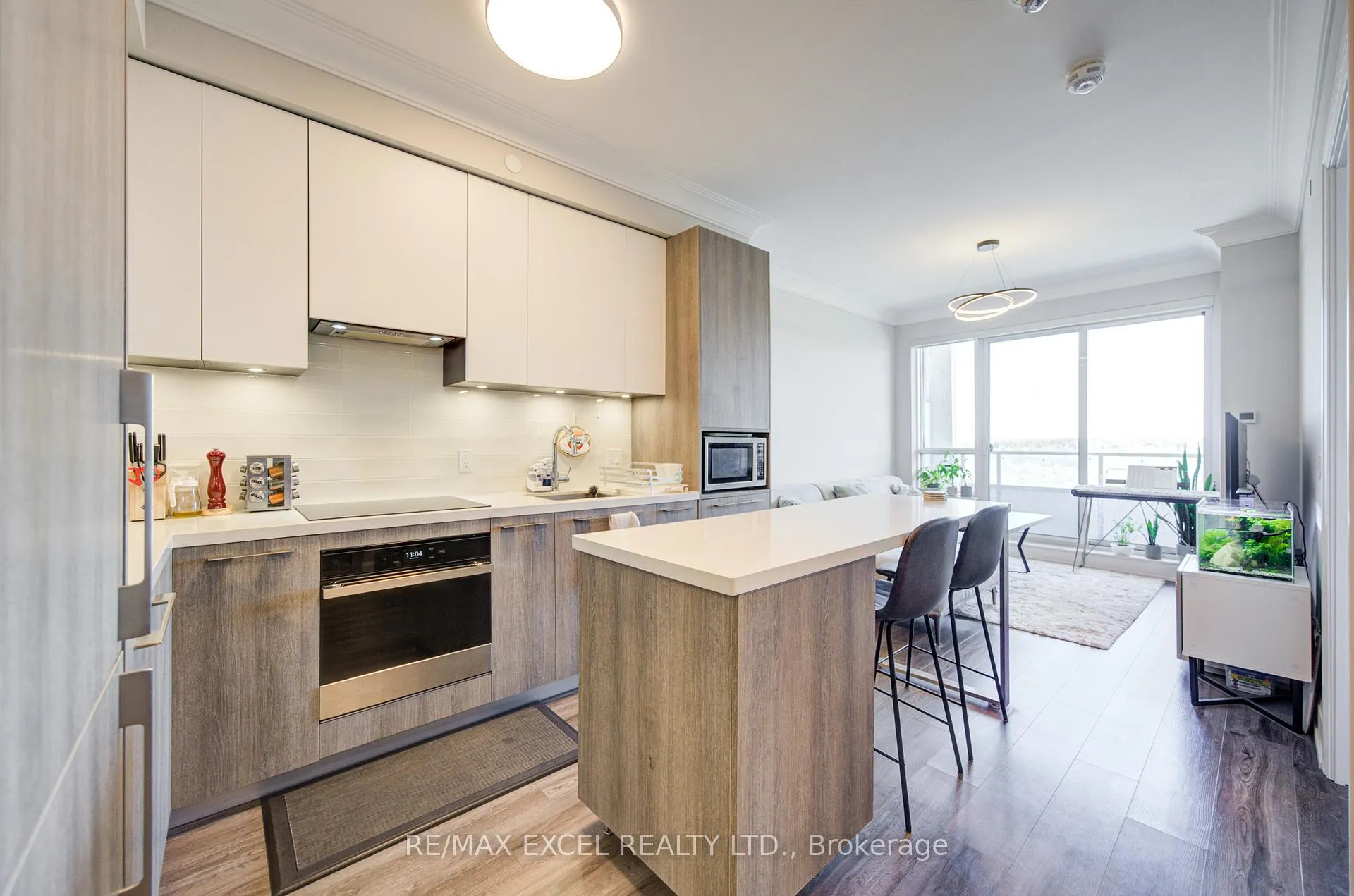 Photo 10 of Unit 1509, 38 Water Walk Drive, Markham, Unionville — HOMEH