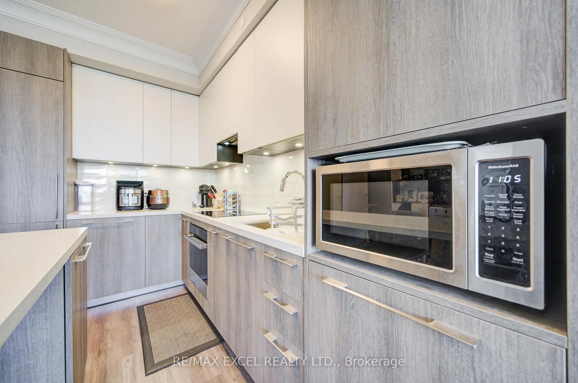 Photo 12 of Unit 1509, 38 Water Walk Drive, Markham, Unionville — HOMEH