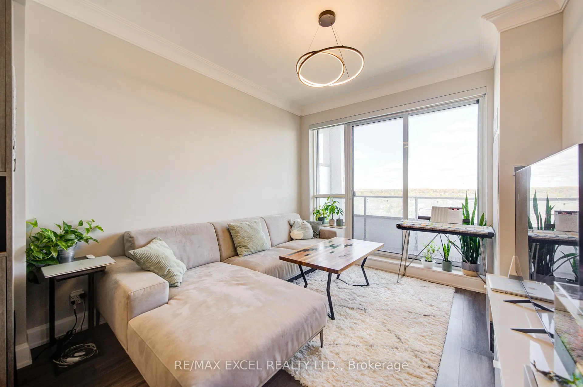 Photo 14 of Unit 1509, 38 Water Walk Drive, Markham, Unionville — HOMEH