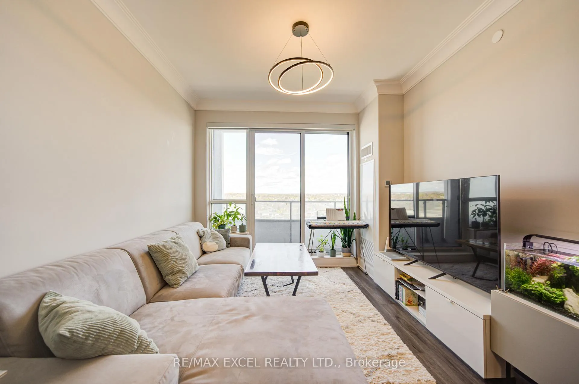 Photo 15 of Unit 1509, 38 Water Walk Drive, Markham, Unionville — HOMEH