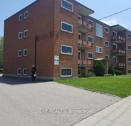 Photo 1 of Unit 9, 12 Westmount Road, Kitchener — HOMEH