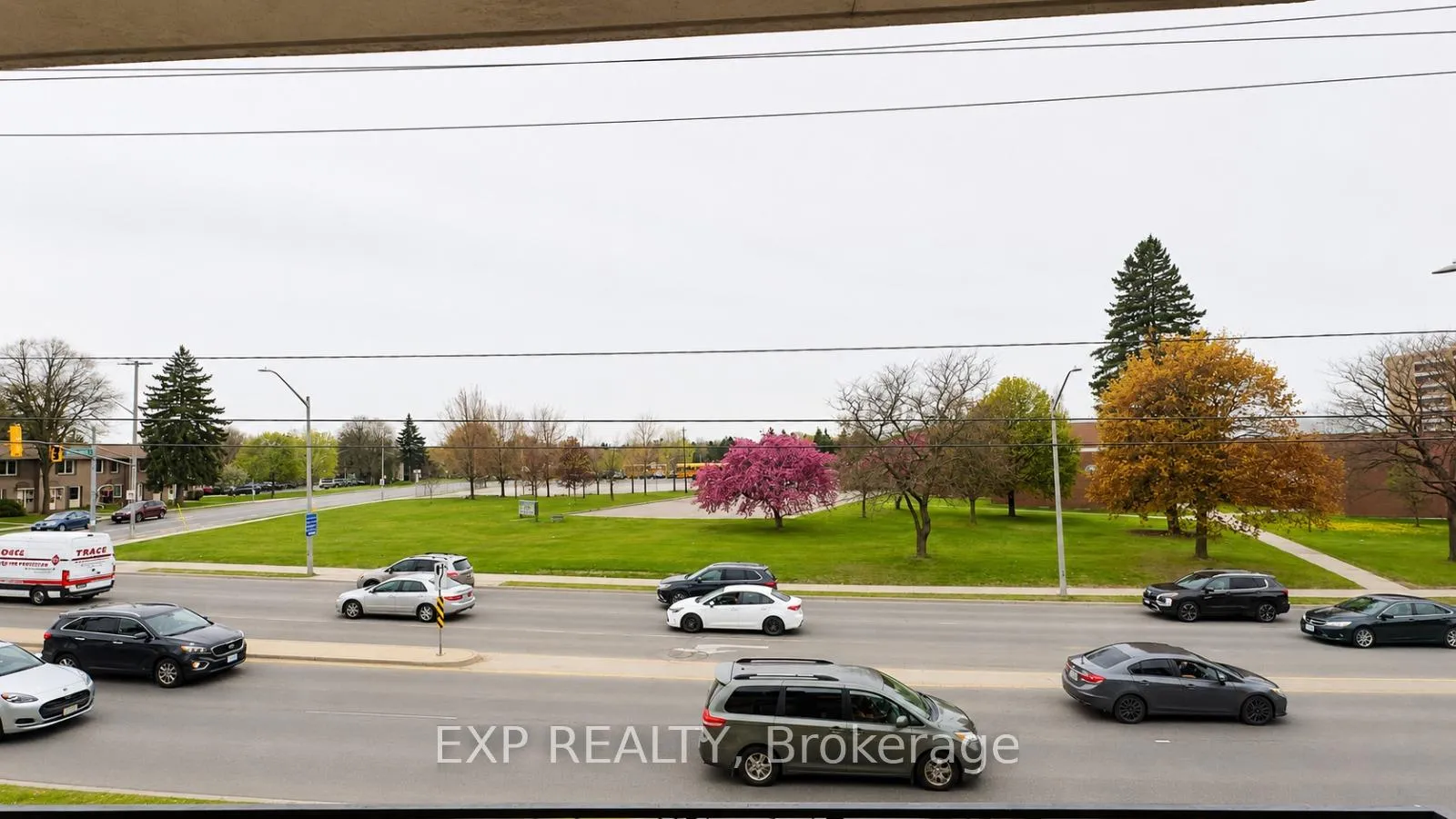 Photo 10 of Unit 9, 12 Westmount Road, Kitchener — HOMEH