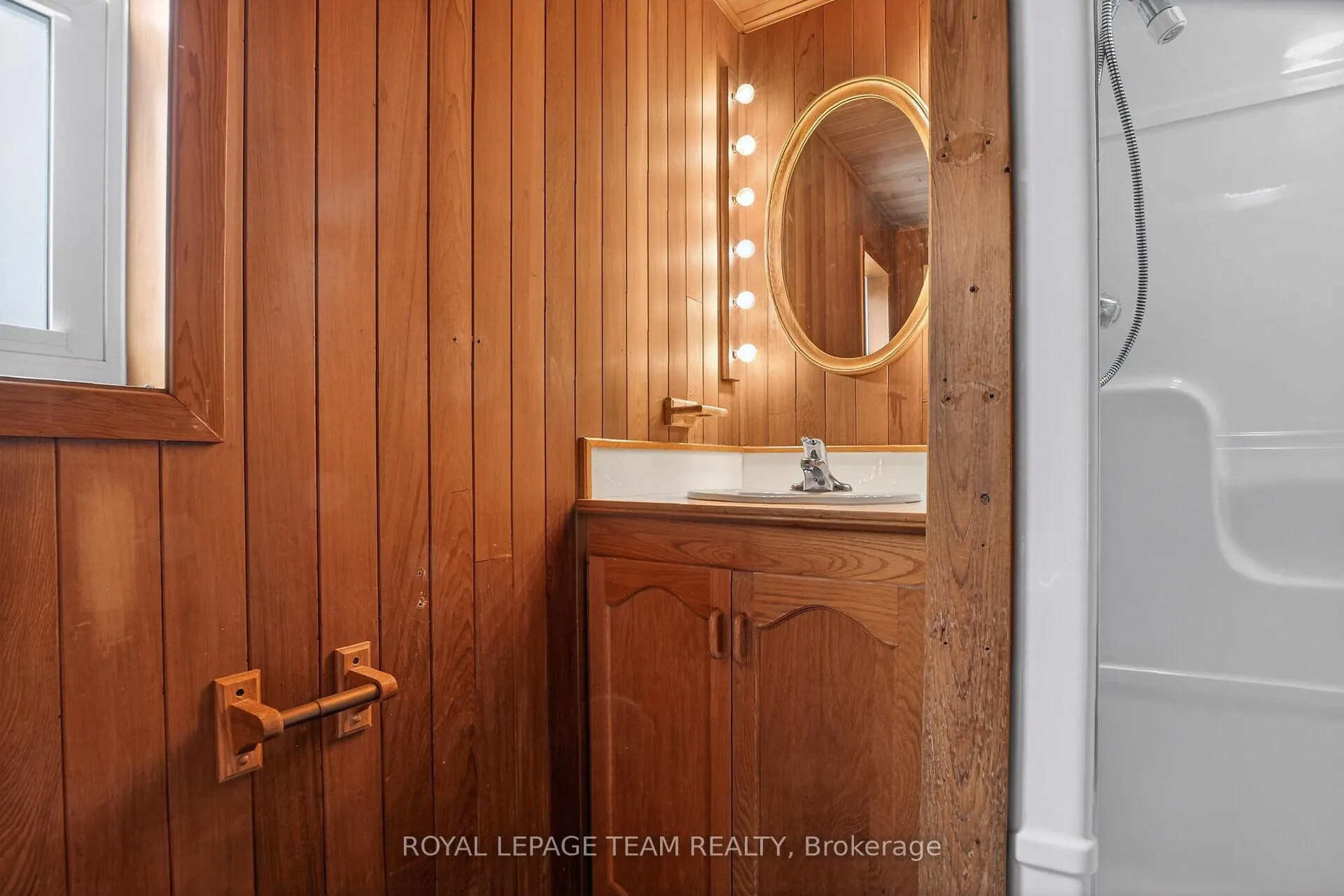 Photo 18 of 77 West Presland Road, Ottawa, Overbrook — HOMEH