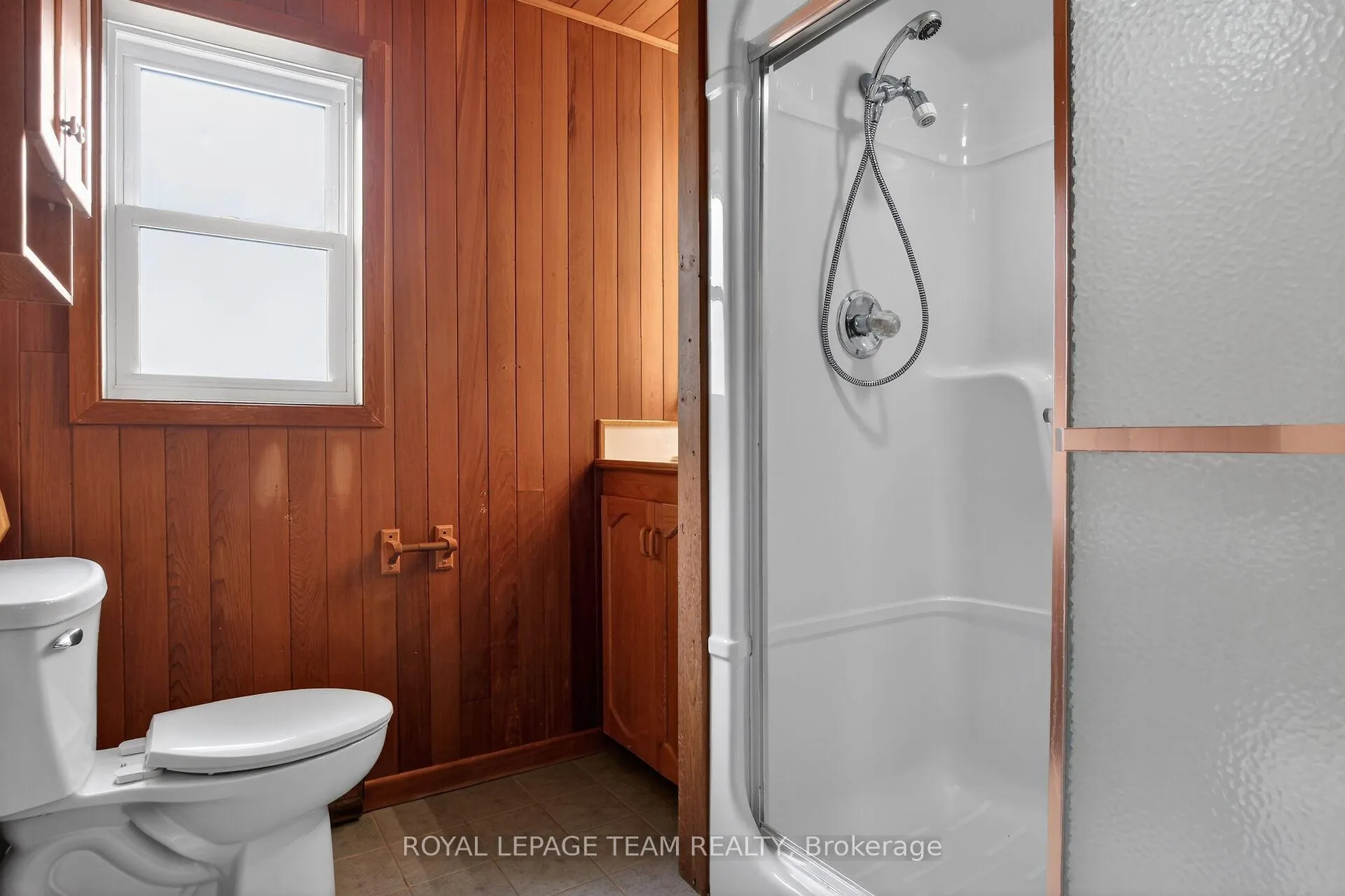 Photo 19 of 77 West Presland Road, Ottawa, Overbrook — HOMEH