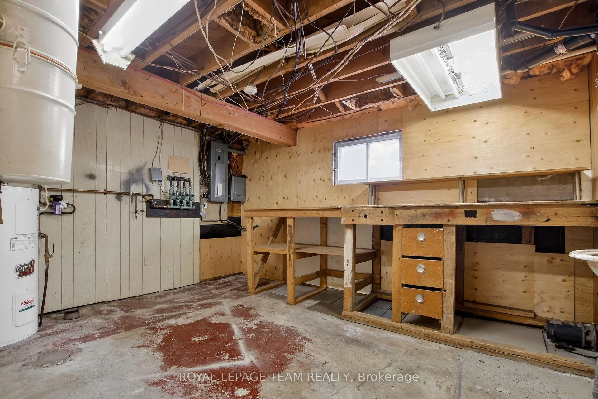 Photo 26 of 77 West Presland Road, Ottawa, Overbrook — HOMEH