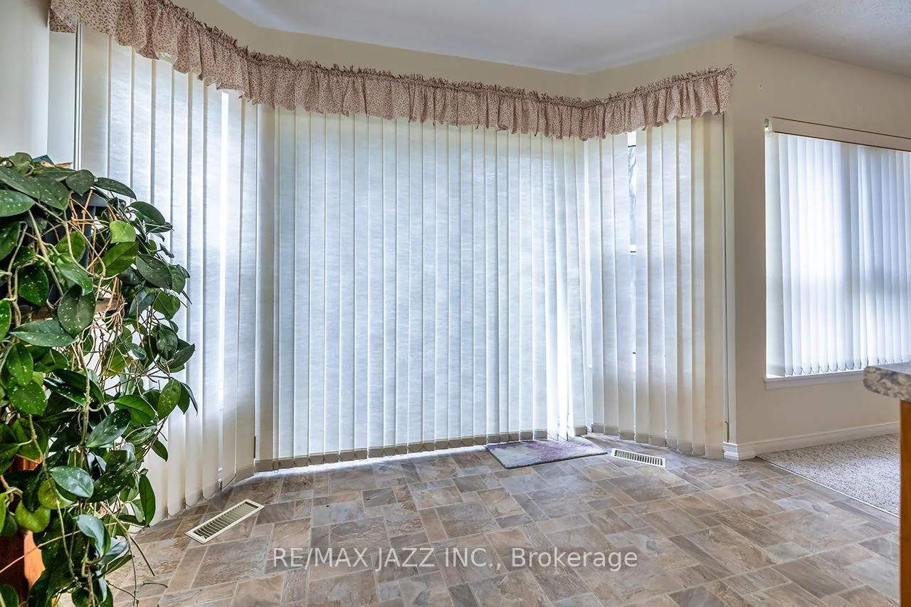 Photo 20 of Unit 106, 4 Heritage Way, Kawartha Lakes, Lindsay — HOMEH