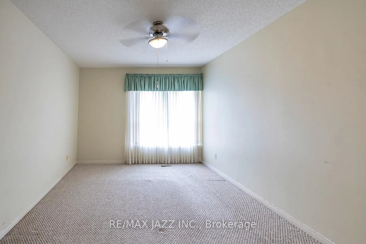 Photo 33 of Unit 106, 4 Heritage Way, Kawartha Lakes, Lindsay — HOMEH