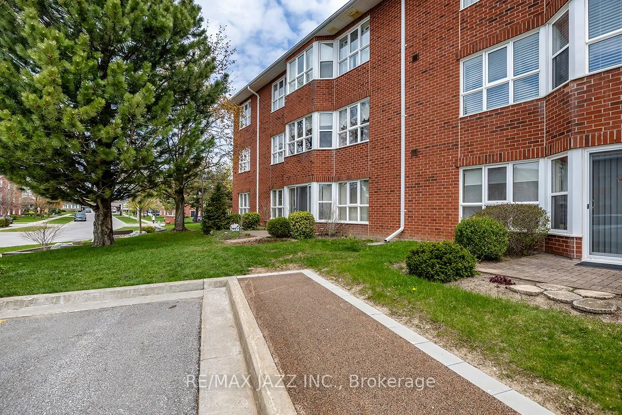 Photo 43 of Unit 106, 4 Heritage Way, Kawartha Lakes, Lindsay — HOMEH