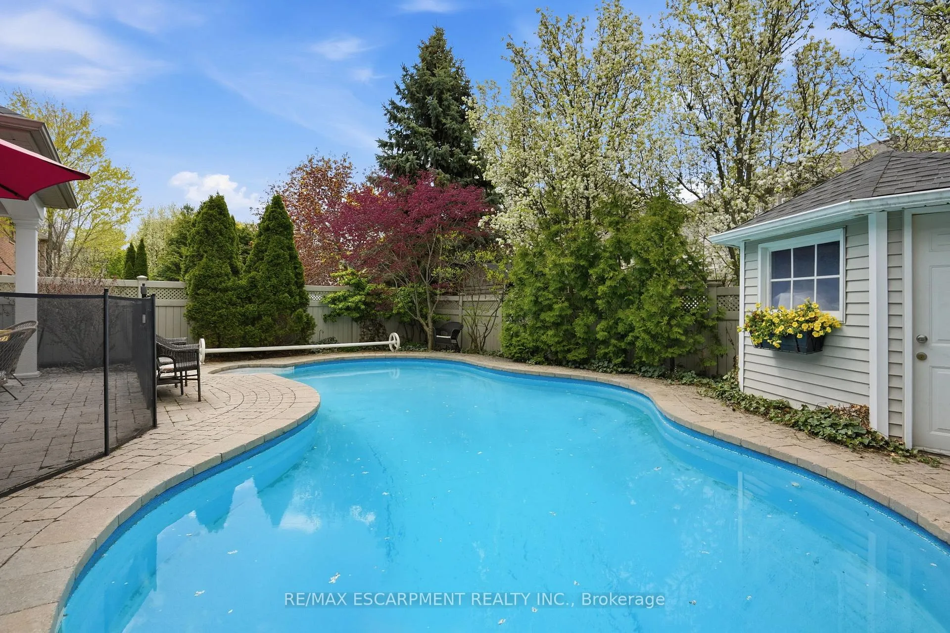 Photo 45 of 20 Commando Court, Hamilton, Waterdown — HOMEH
