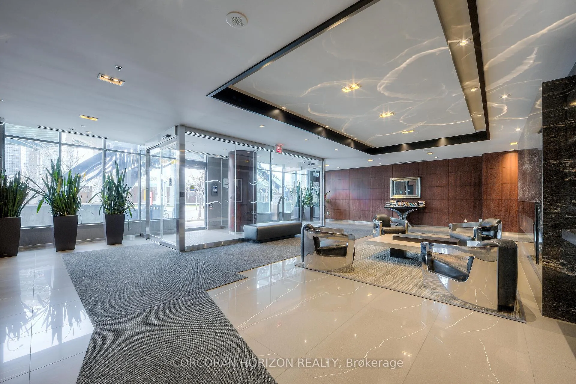 Photo 4 of Unit 2108, 231 Fort York Boulevard, Toronto, Niagara — HOMEH