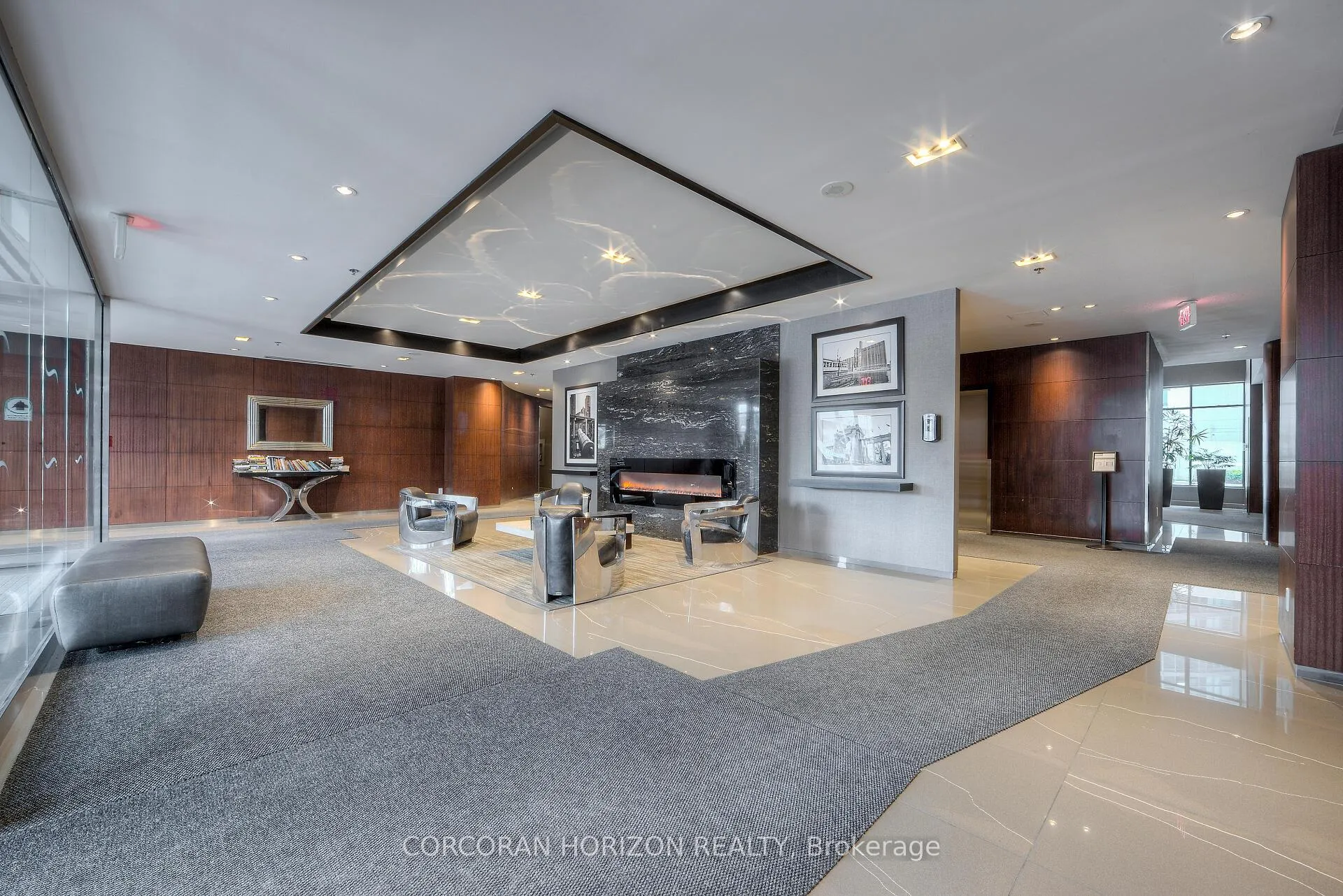 Photo 5 of Unit 2108, 231 Fort York Boulevard, Toronto, Niagara — HOMEH