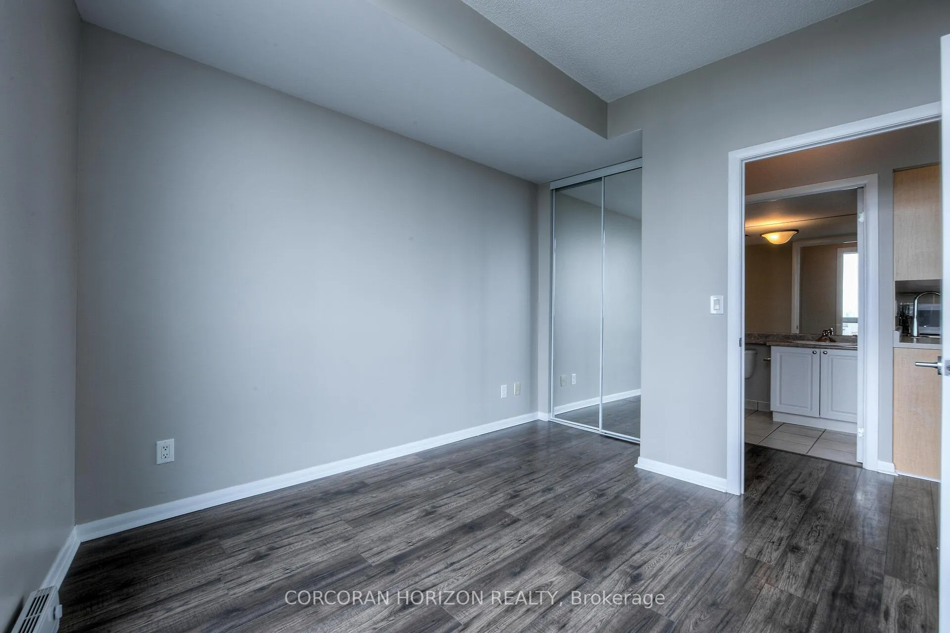 Photo 22 of Unit 2108, 231 Fort York Boulevard, Toronto, Niagara — HOMEH