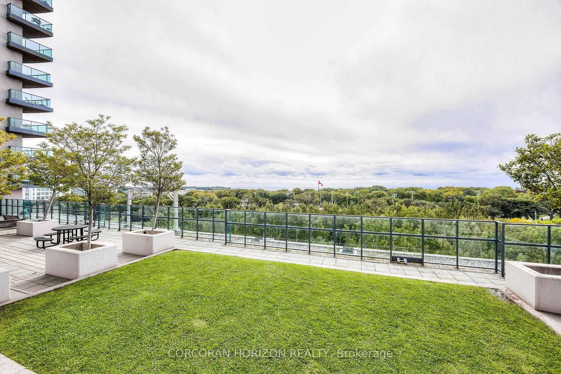 Photo 44 of Unit 2108, 231 Fort York Boulevard, Toronto, Niagara — HOMEH